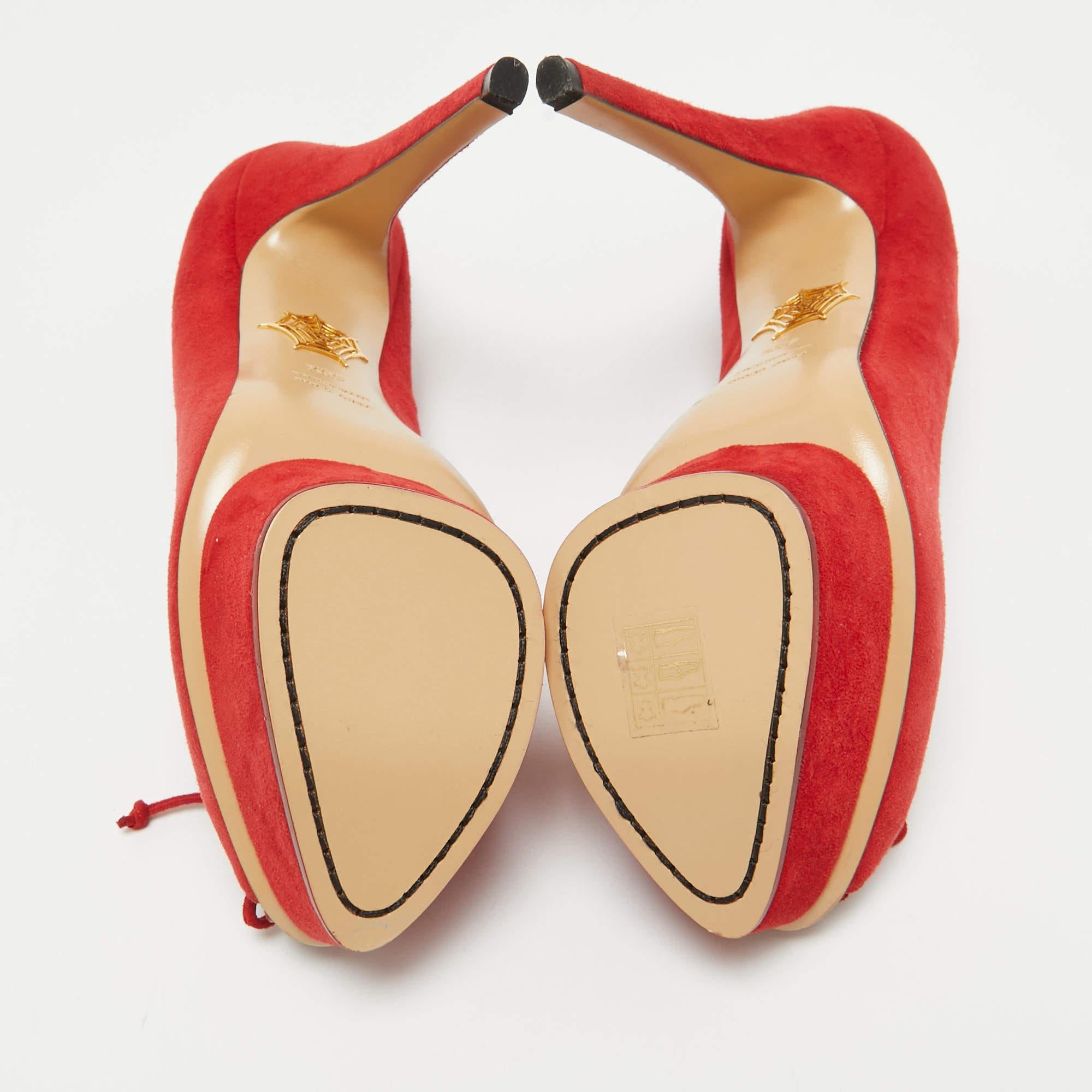 Charlotte Olympia escarpins à plateforme en daim rouge taille 40,5 en vente 1