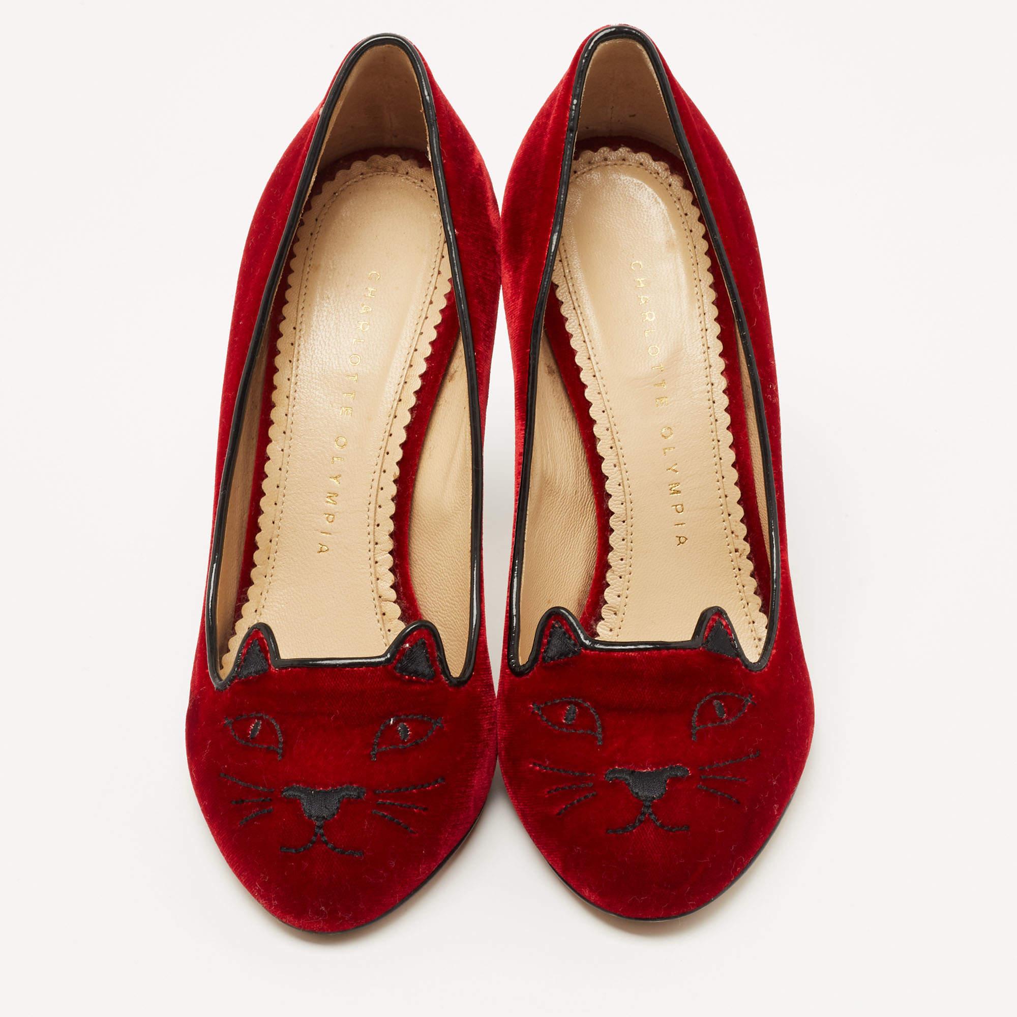 Charlotte Olympia Red Velvet Embroidered Kitty Pumps Size 37.5 For Sale 3