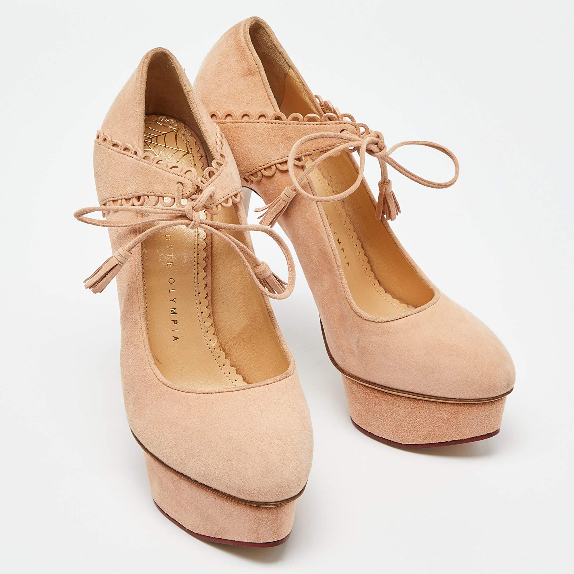 Charlotte Olympia Salmon Peach Suede Dolly Platform Pumps Size 38.5 In Excellent Condition In Dubai, Al Qouz 2