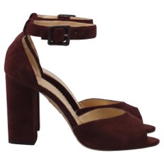 Charlotte Olympia Sling Back Block Heel sin Burgundy Suede
