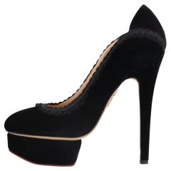Charlotte Olympia - Escarpins Dolly à plateforme en daim