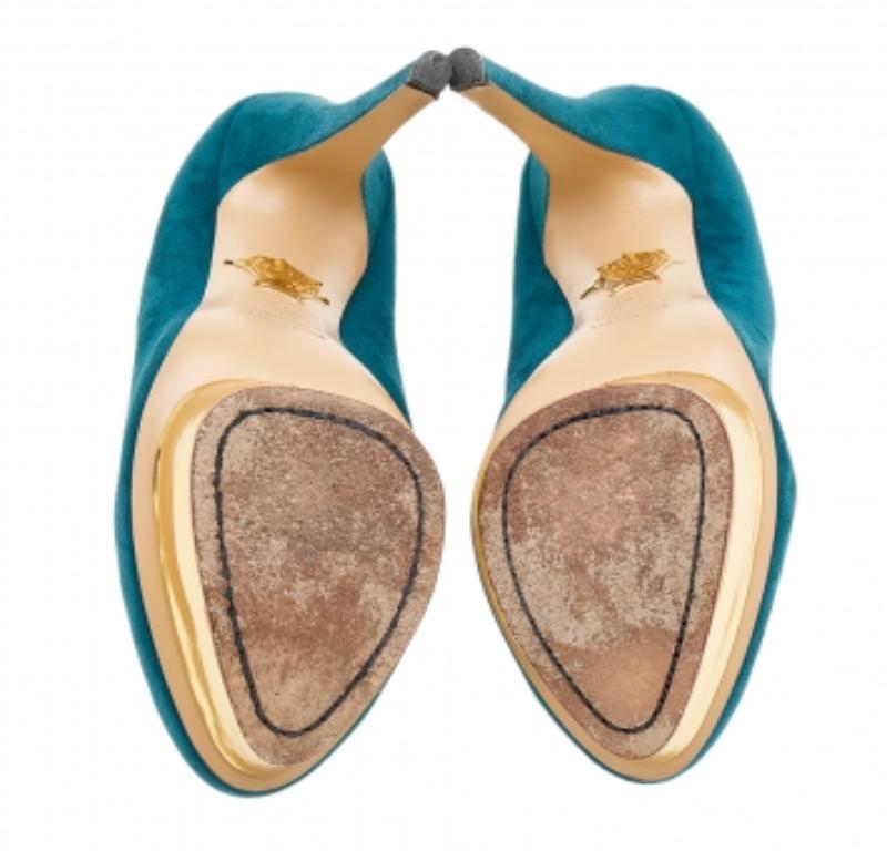 Charlotte Olympia - Pumps con piattaforma Dolly in pelle scamosciata blu alzavola - taglia 39 in vendita 2