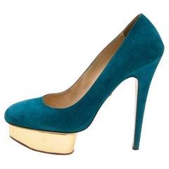 Charlotte Olympia - Pumps con piattaforma Dolly in pelle scamosciata blu alzavola - taglia 39
