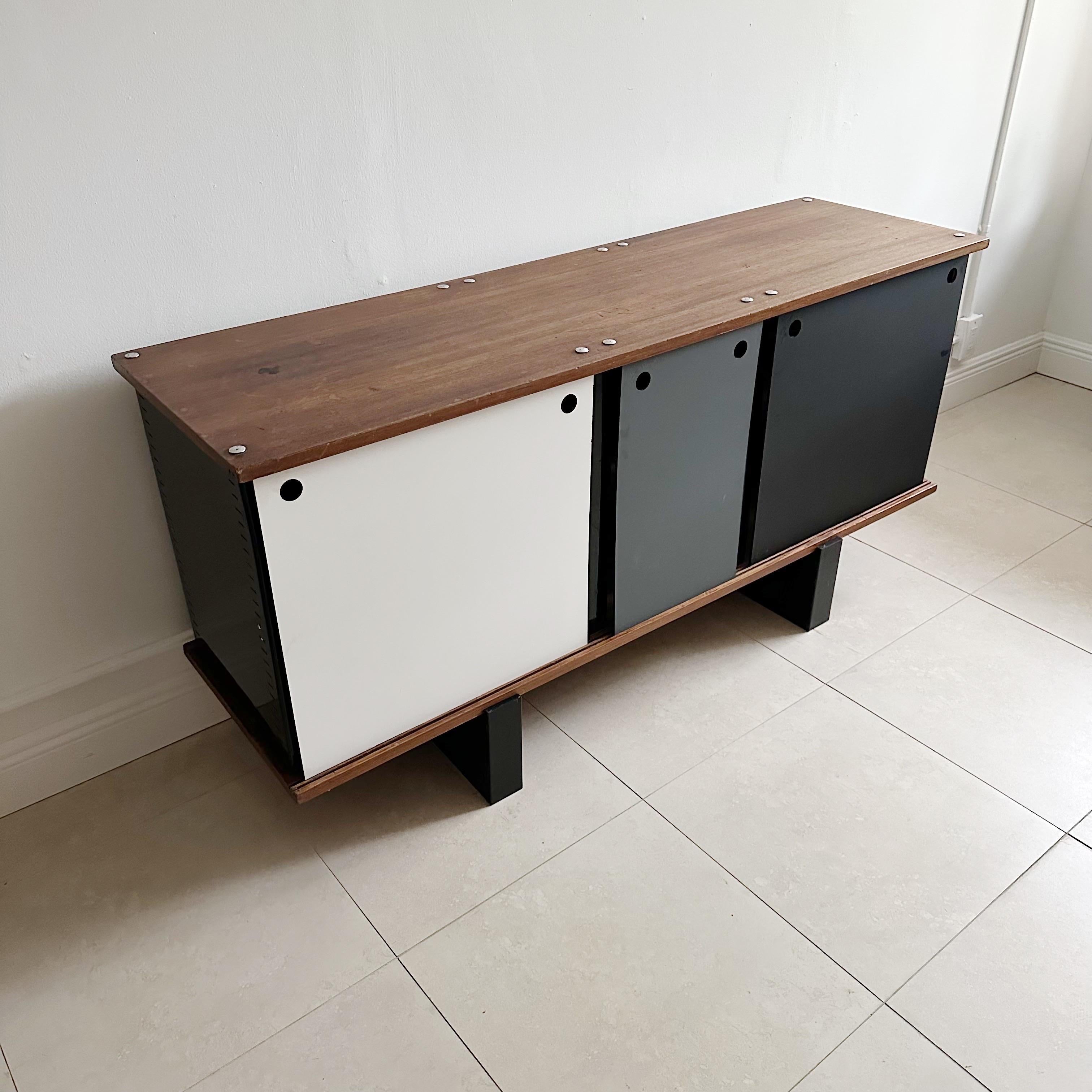 Charlotte Perriand (1903-1999) Buffet Circa 1961-62 In Good Condition For Sale In West Palm Beach, FL