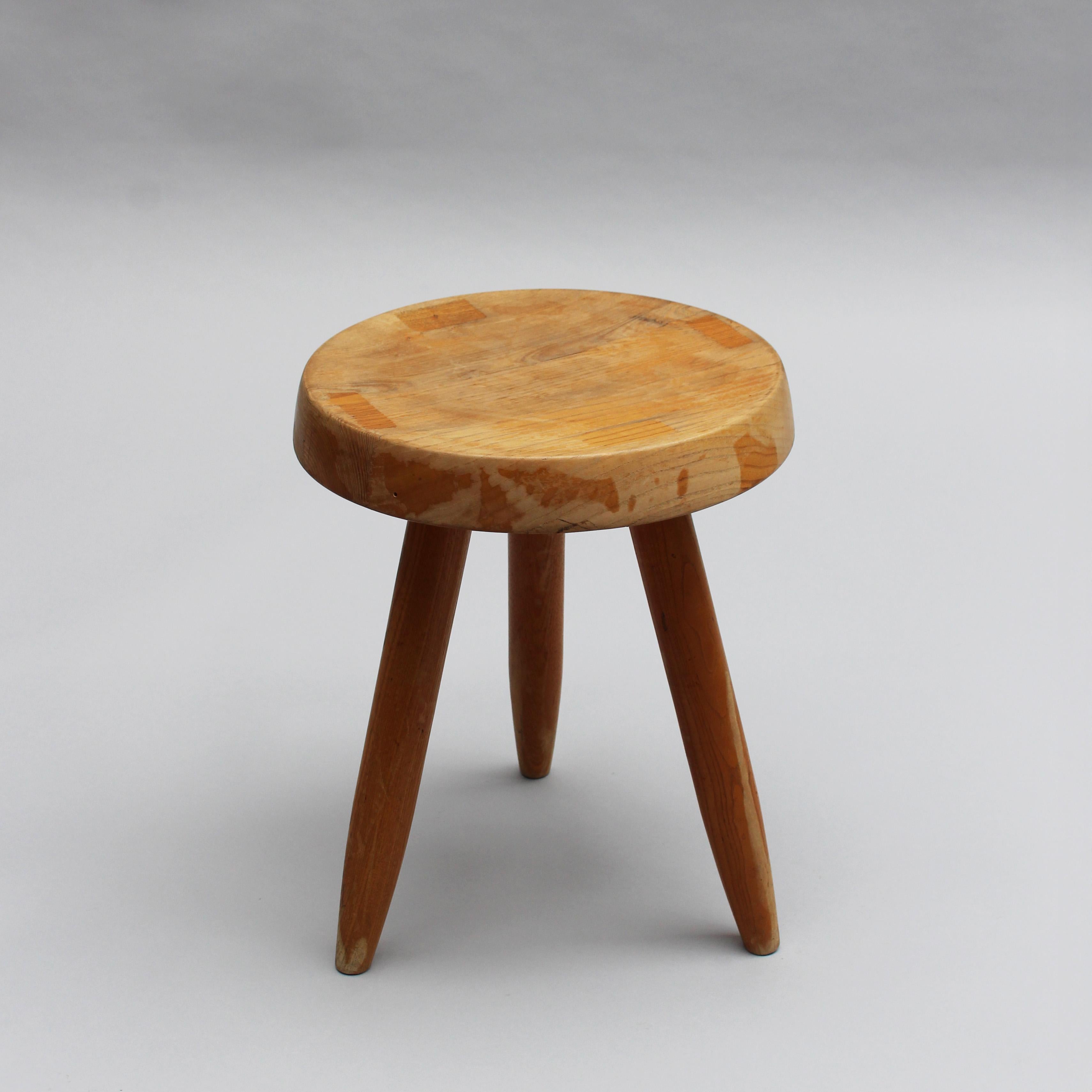 French Charlotte Perriand - 1950s Low Solid Oak Berger Stool For Sale