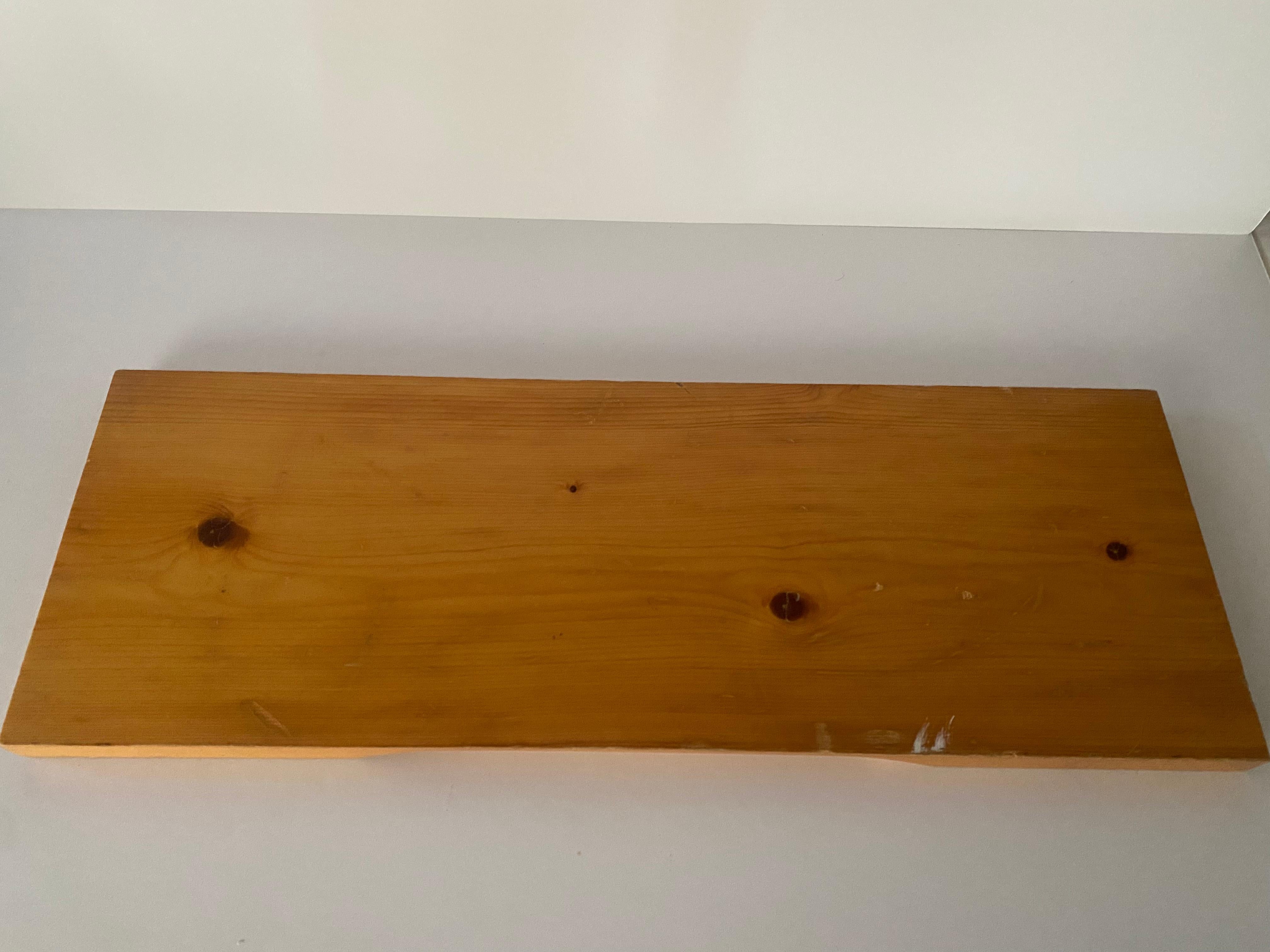 Legno Charlotte Perriand  3 wall shelves for the resort of Les Arcs in vendita
