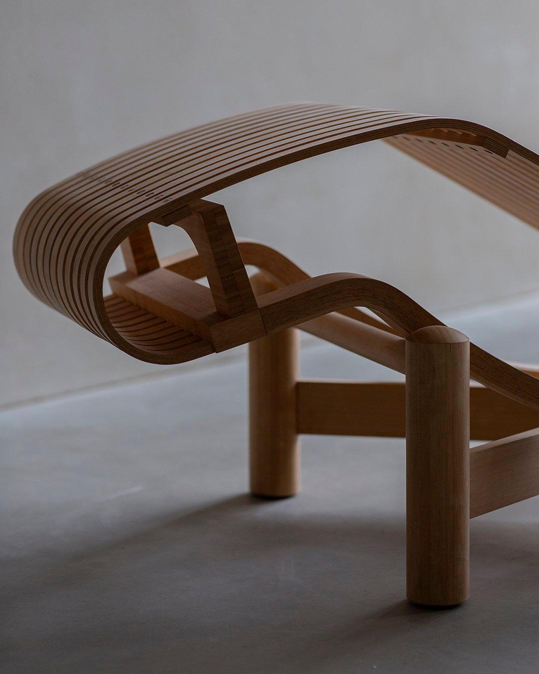 XXIe siècle et contemporain Charlotte Perriand - 522 Tokyo Lounge Chair, vers 2011 - 1ère édition Cassina  en vente