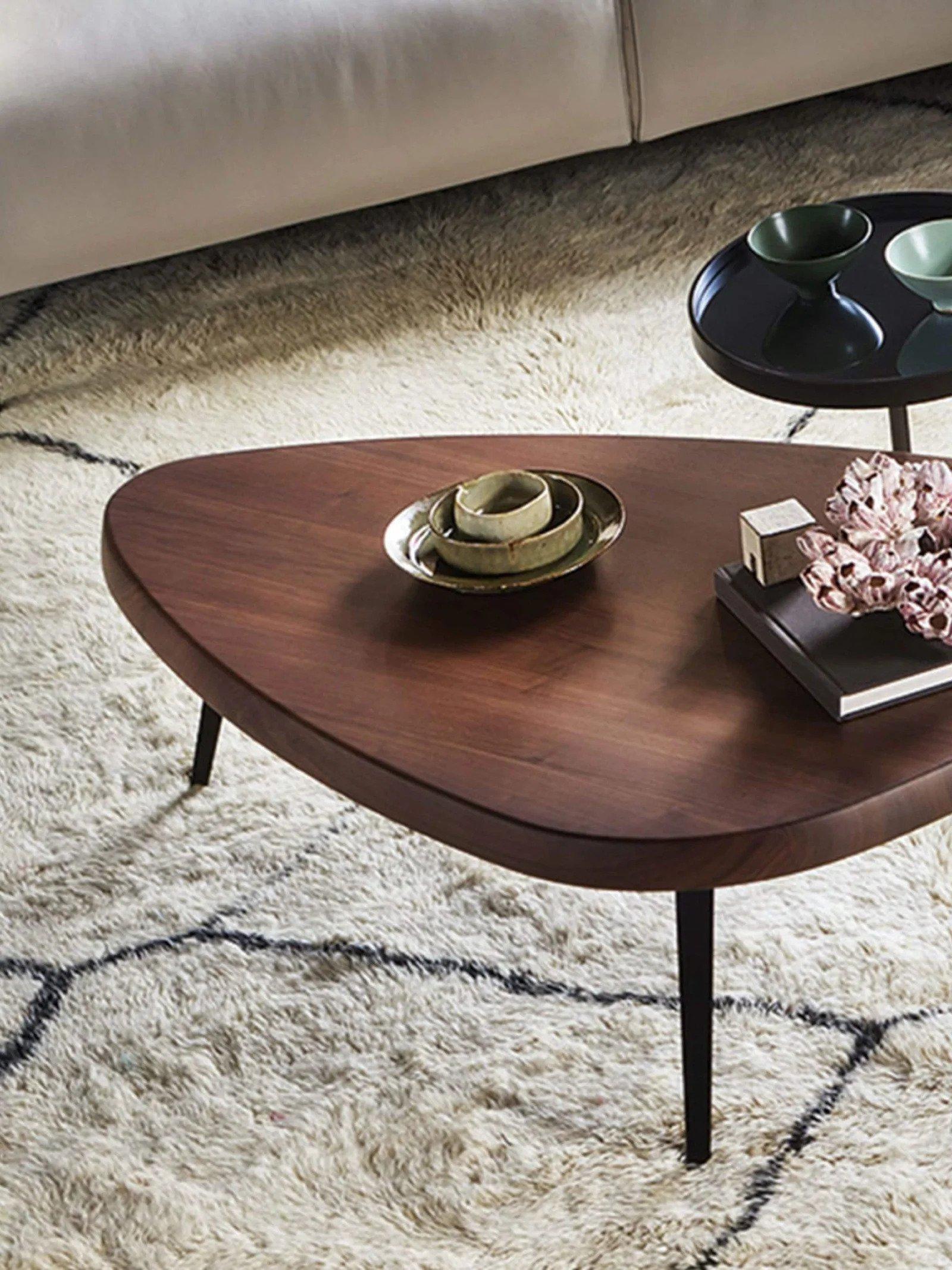 Charlotte Perriand 527 Mexique Low Table In New Condition In Sag Harbor, NY