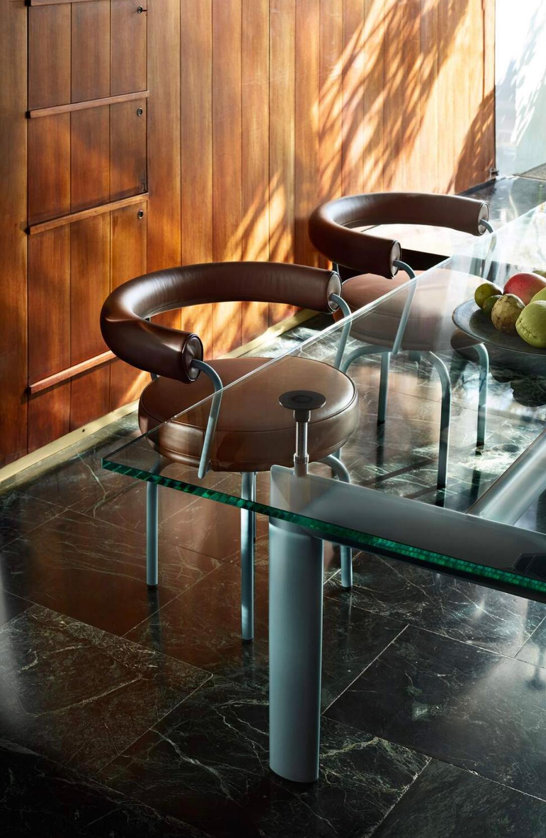 Charlotte Perriand 7 Fauteuil Tournant, Durable Chair For Cassina en venta 5