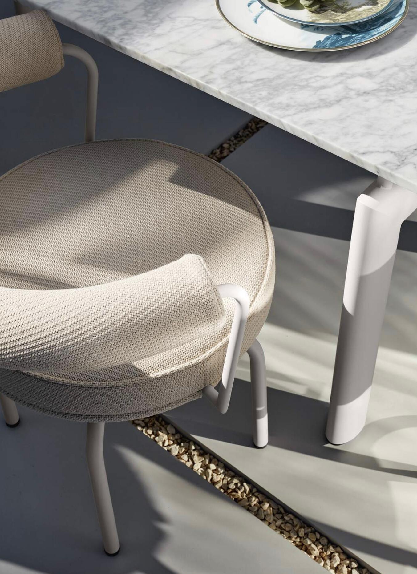Charlotte Perriand 7 Fauteuil Tournant, Outdoor Per Cassina in vendita 5