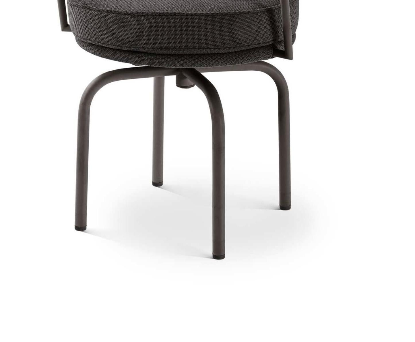 Charlotte Perriand 7 Fauteuil Tournant, Outdoor For Cassina In New Condition For Sale In Barcelona, Barcelona
