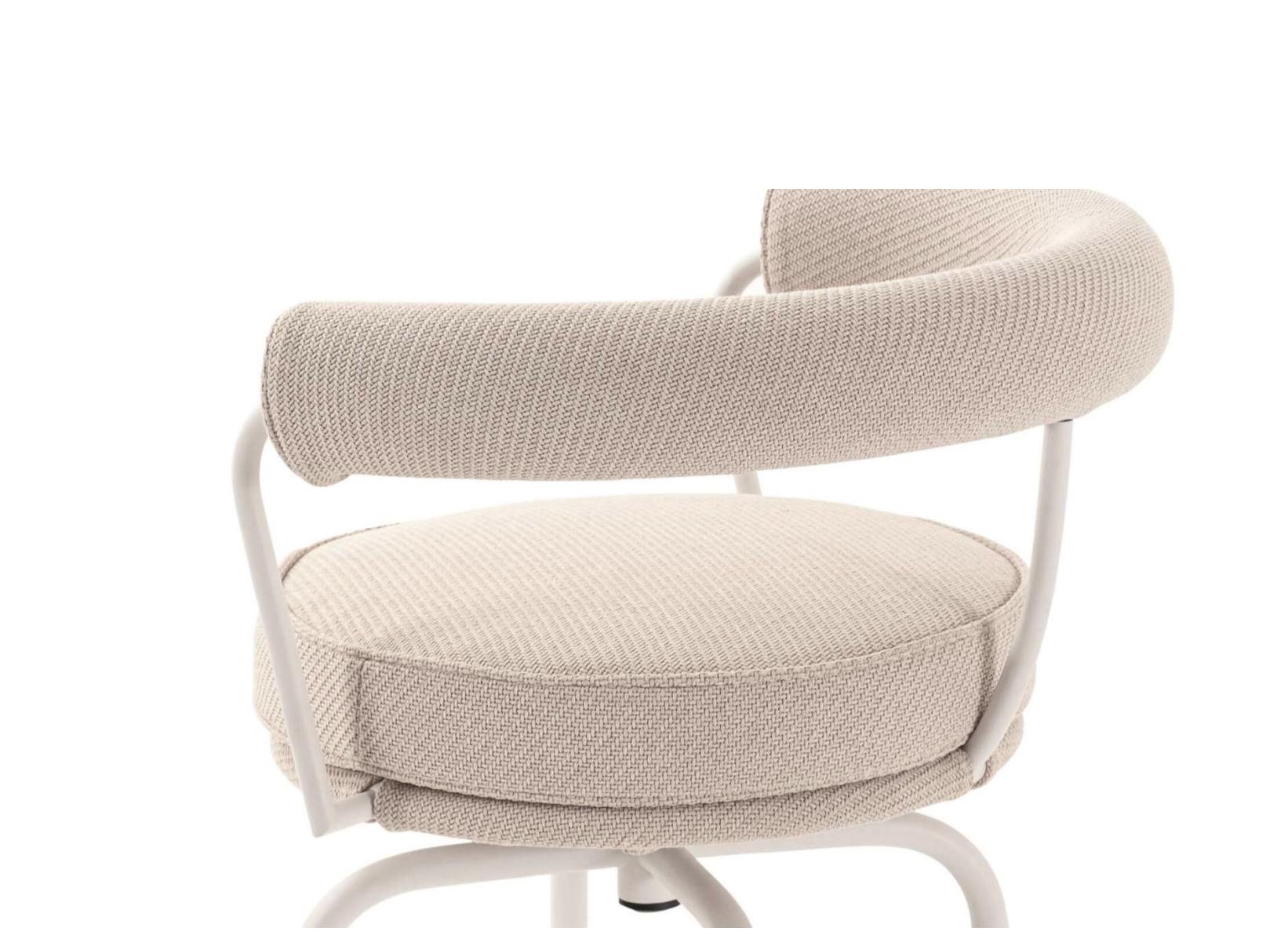XXI secolo e contemporaneo Charlotte Perriand 7 Fauteuil Tournant, Outdoor Per Cassina in vendita