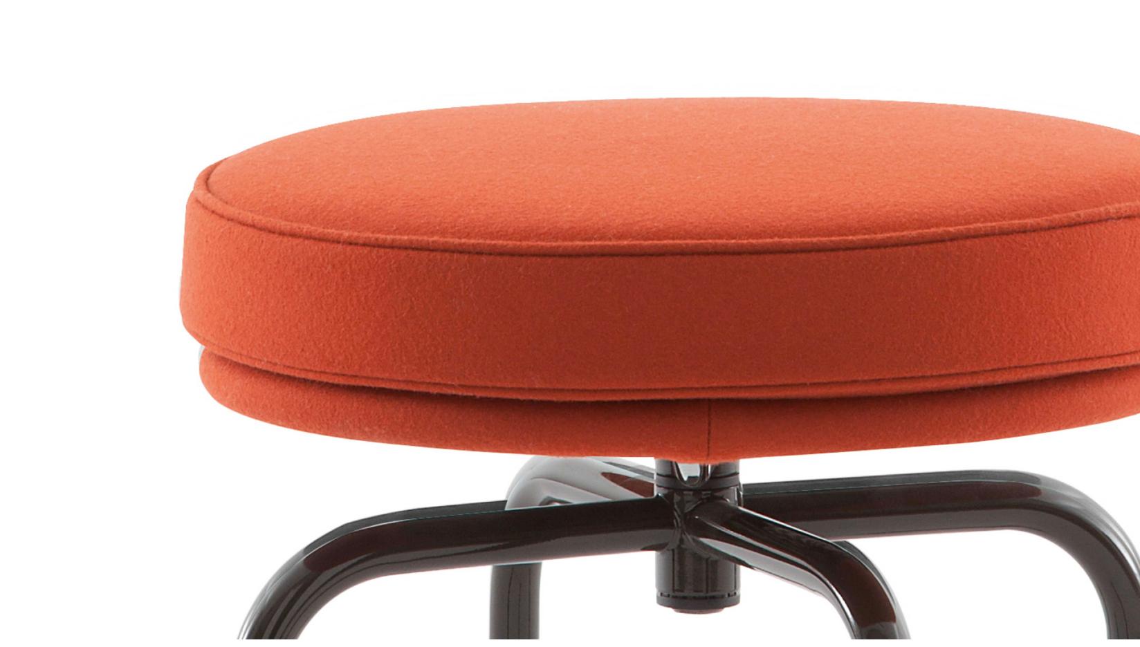Charlotte Perriand 8 Tabouret Tournant, Durable For Cassina For Sale 1