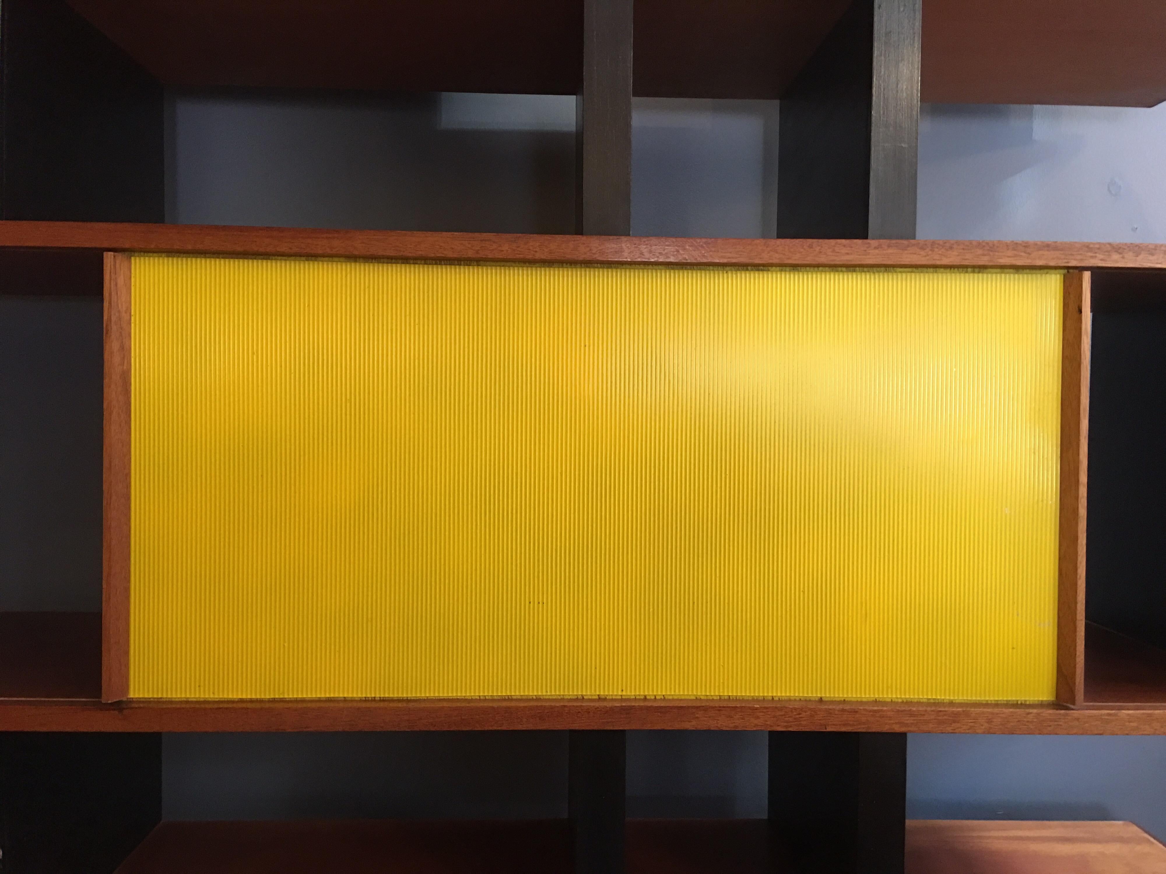 Regalsystem im Stil von Charlotte Perriand und Jean Prouve im Zustand „Gut“ in Philadelphia, PA