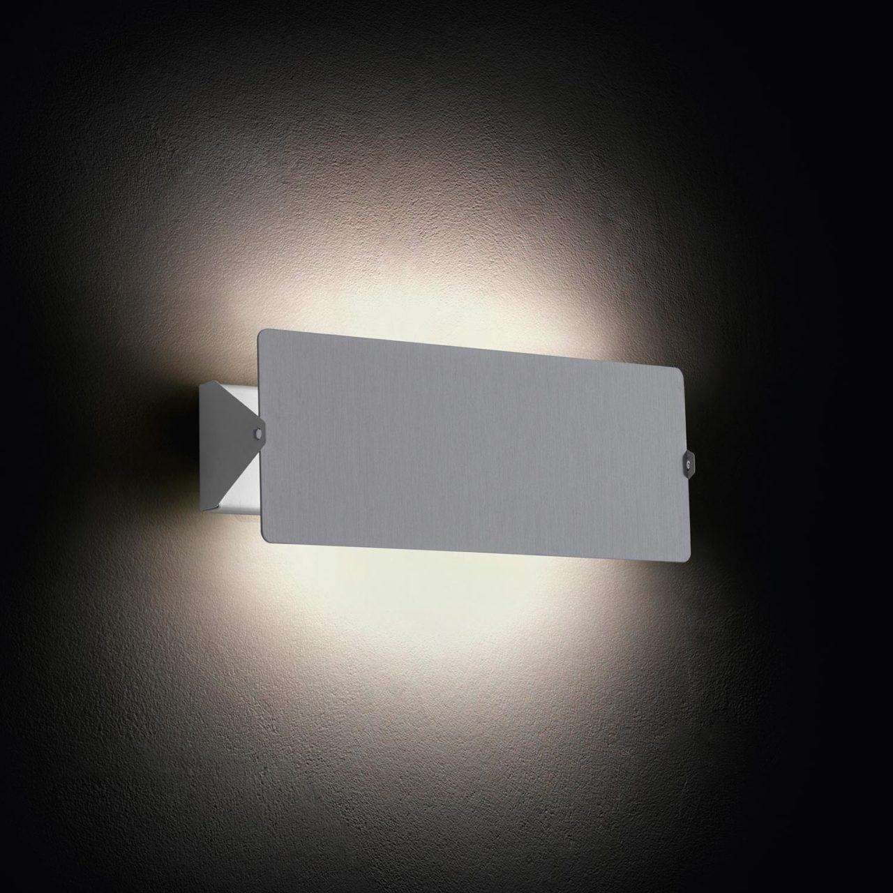 Contemporary Charlotte Perriand 'Applique À Volet Pivotant Double' Wall Light in Aluminum For Sale