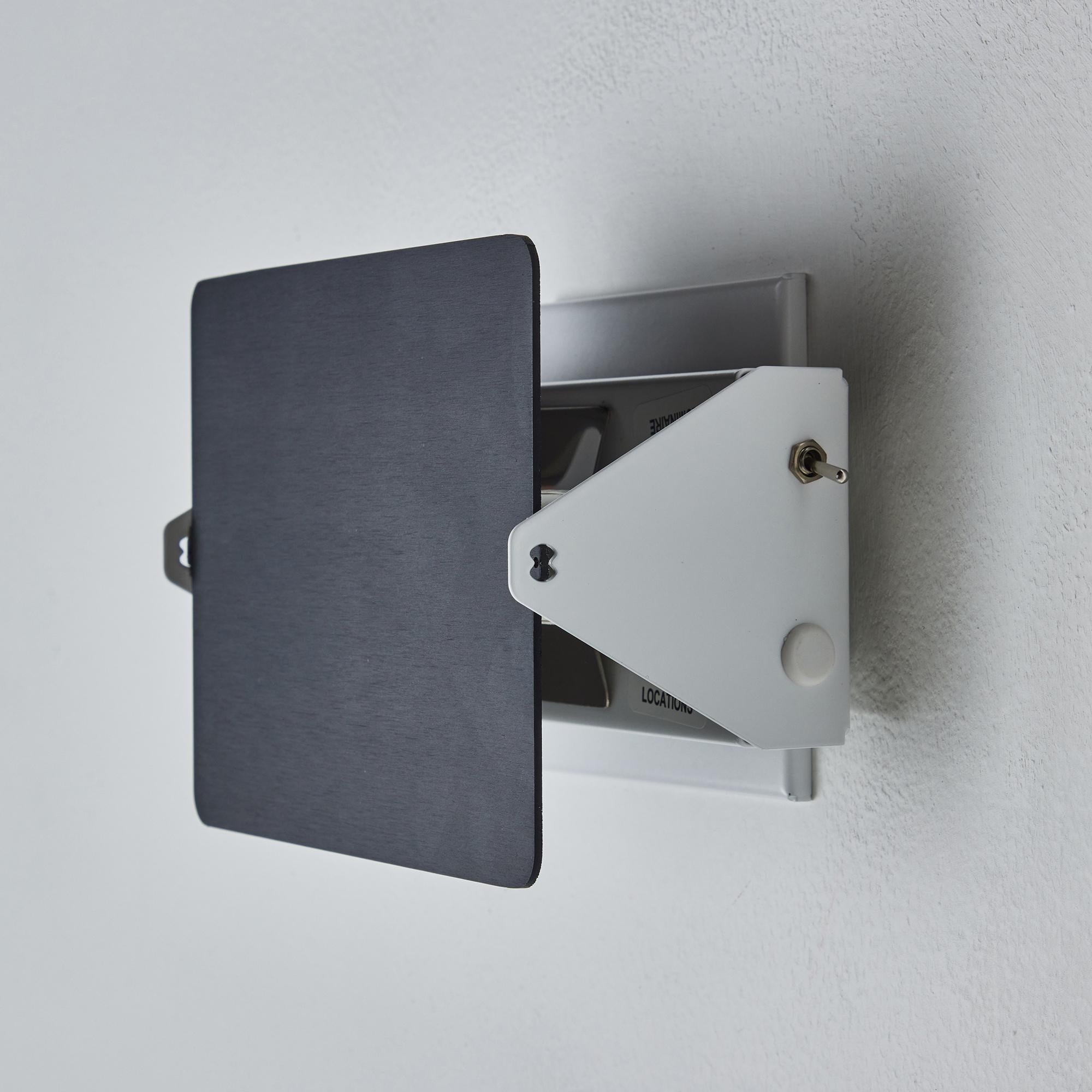 Charlotte Perriand 'Applique Á Volet Pivotant' Wall Light in Black and White For Sale 2
