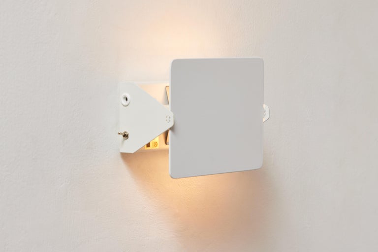 Anodized Charlotte Perriand 'Applique à Volet Pivotant' Wall Light in All White For Sale