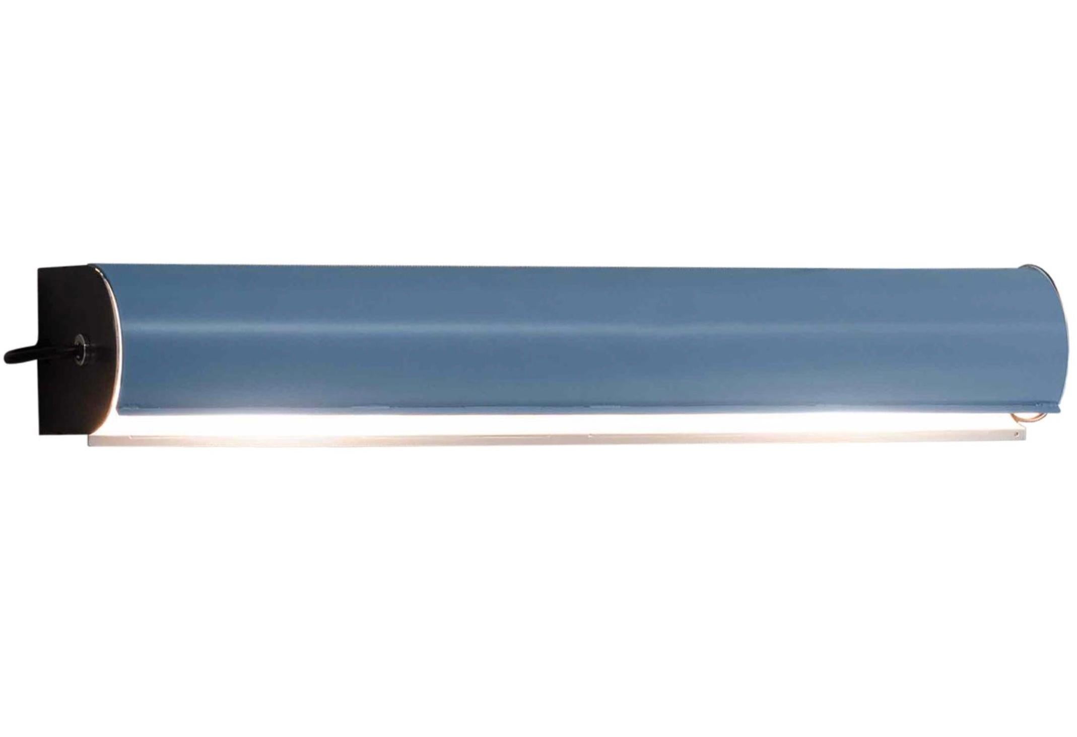 Lampe murale « Applique Cylindrique Petite » Charlotte Perriand en bleu clair en vente 7