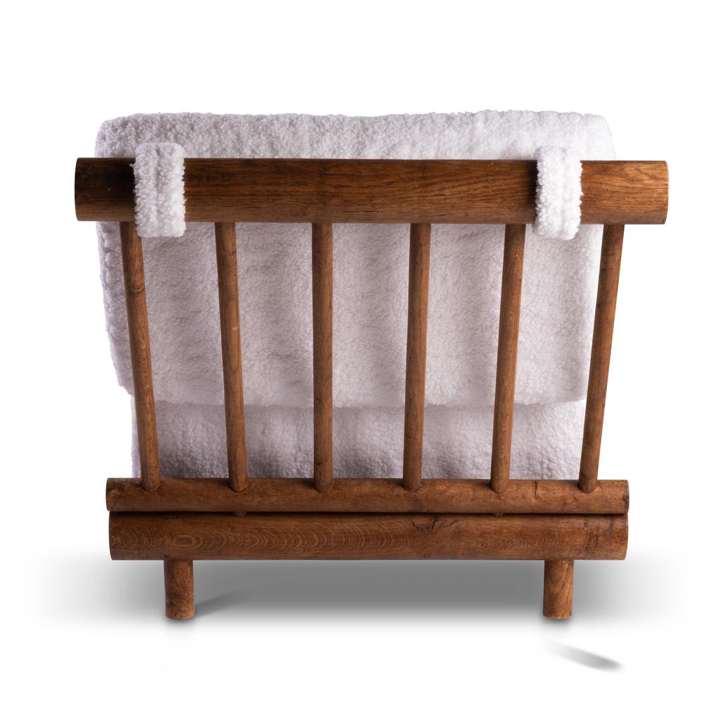 Charlotte Perriand (selected by) : Pair of oak sofas from 