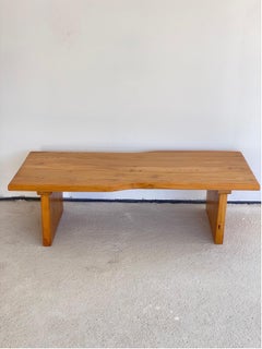 Table basse design Charlotte Perriand ou Pierre Chapo des années 1960