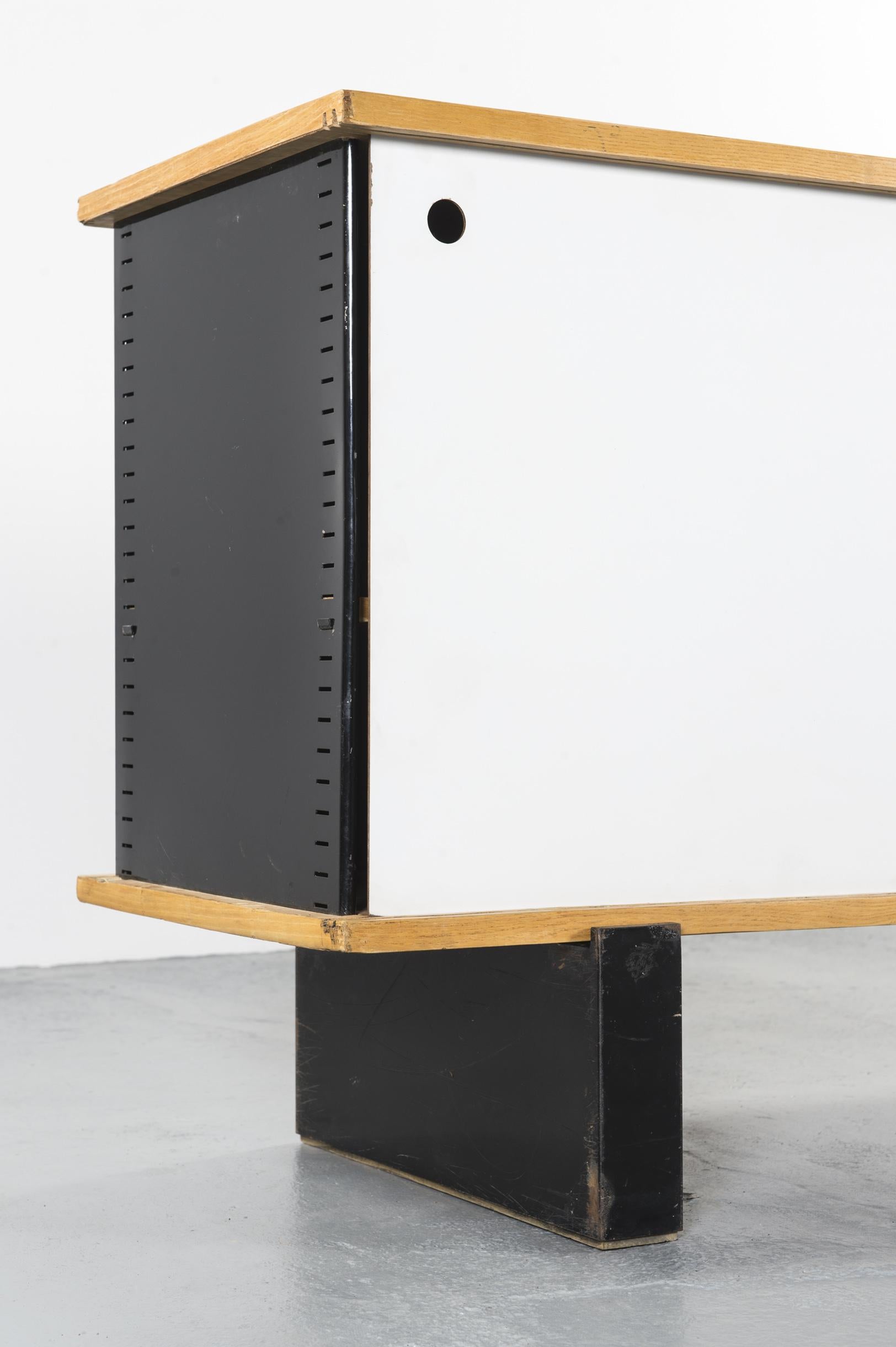 Mid-Century Modern Charlotte Perriand 