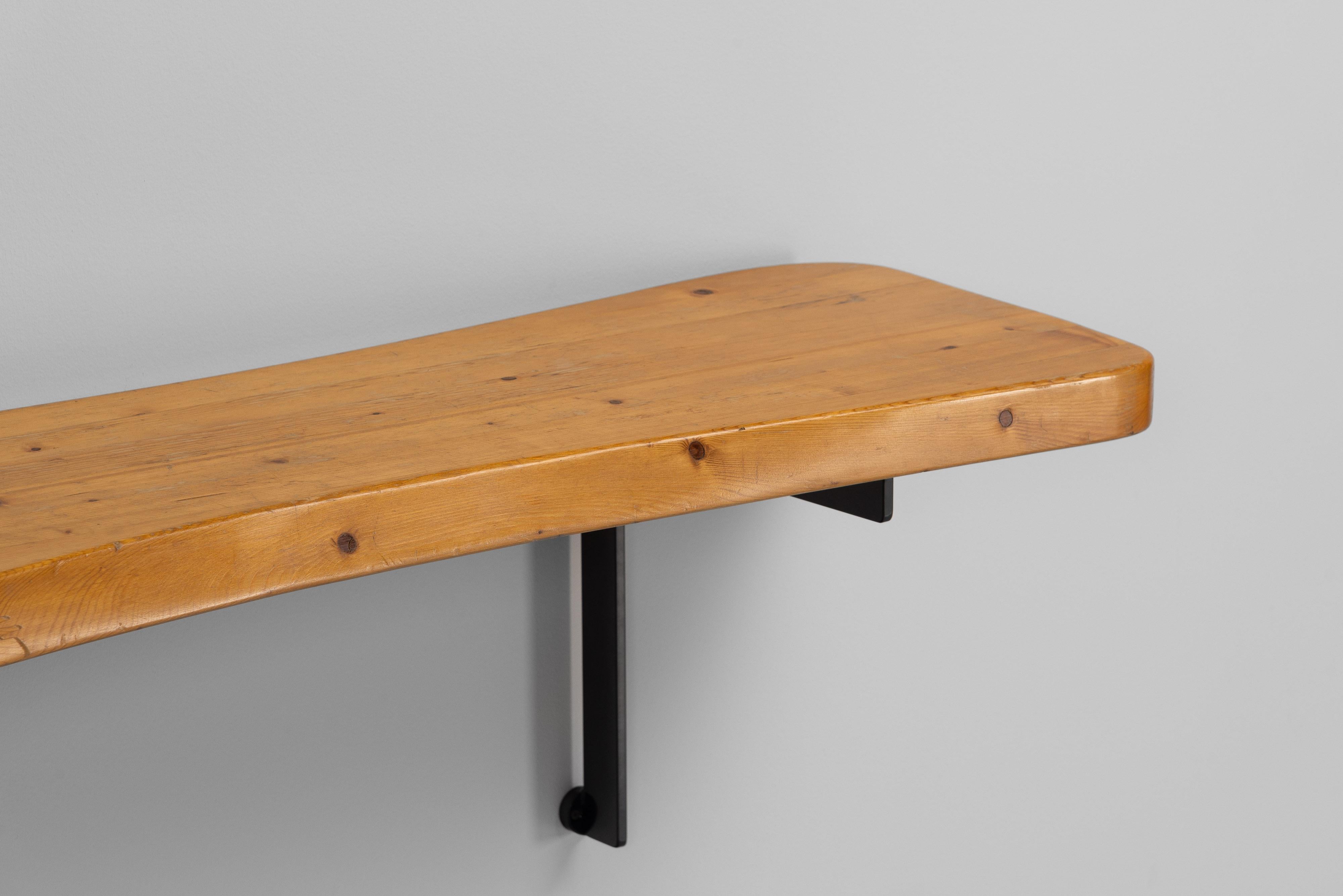 Mid-Century moderno Charlotte Perriand console da bar Les Arcs 1800 Francia 1973 in vendita