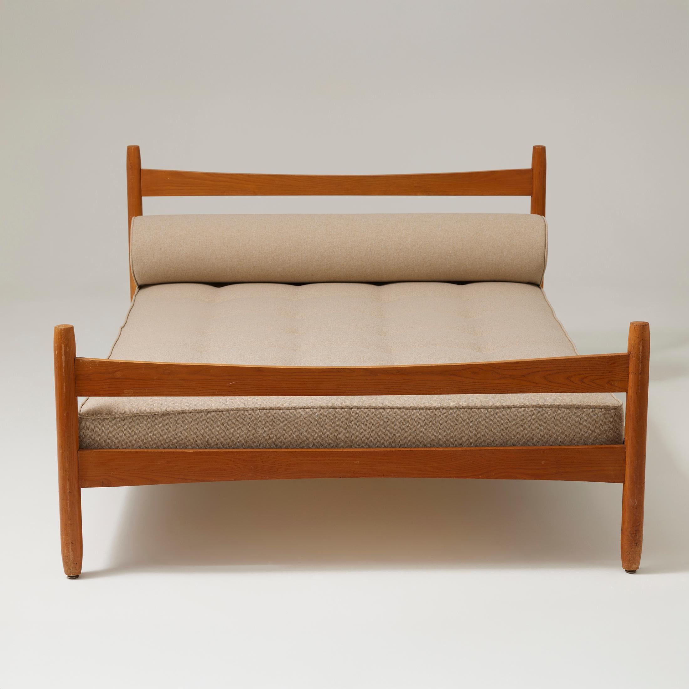 Charlotte Perriand Bed for Meribel, circa 1950 For Sale 1