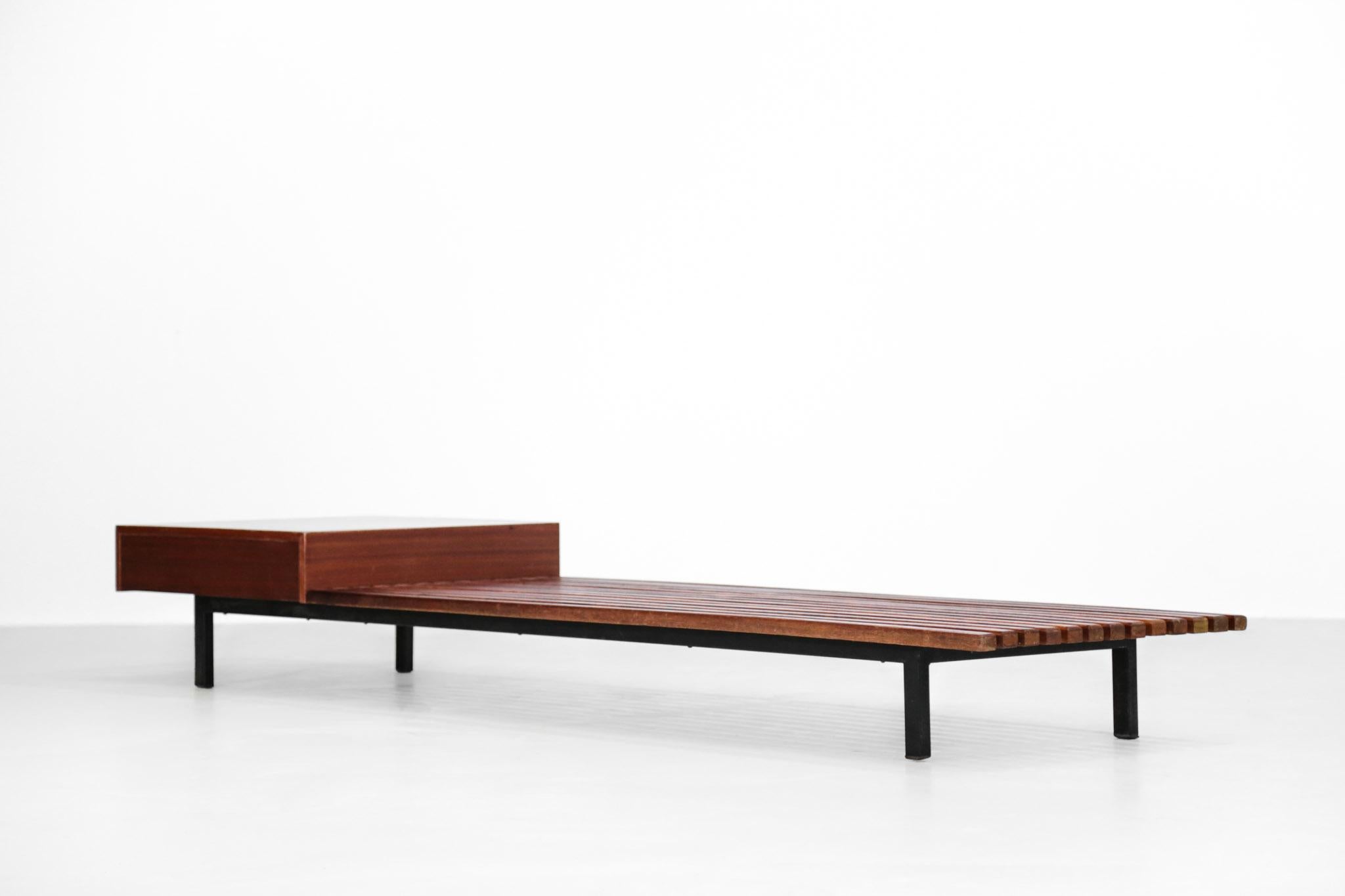 charlotte perriand cansado bench