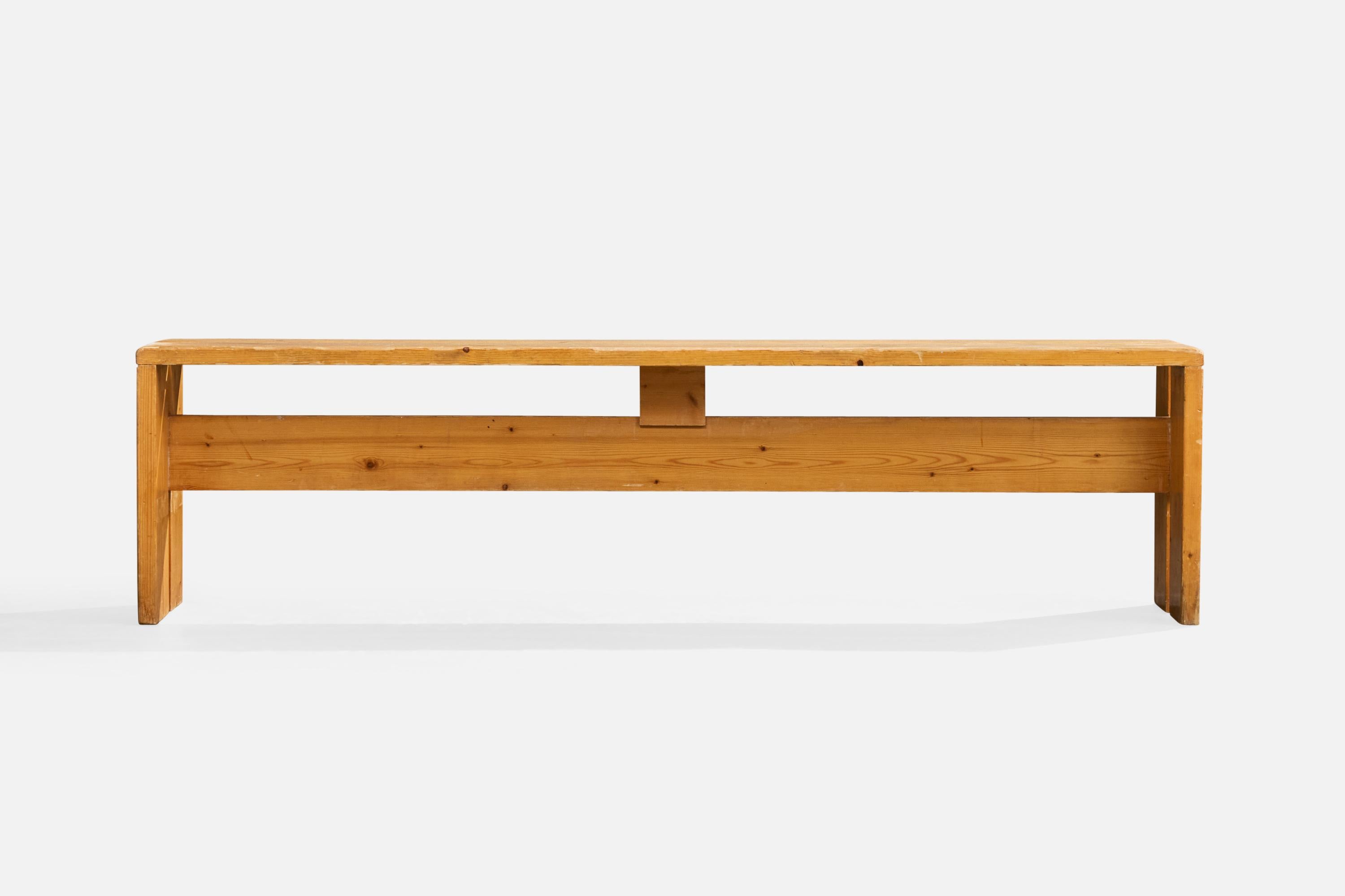 Français Charlotte Perriand, banc, pin, France, années 1960 en vente