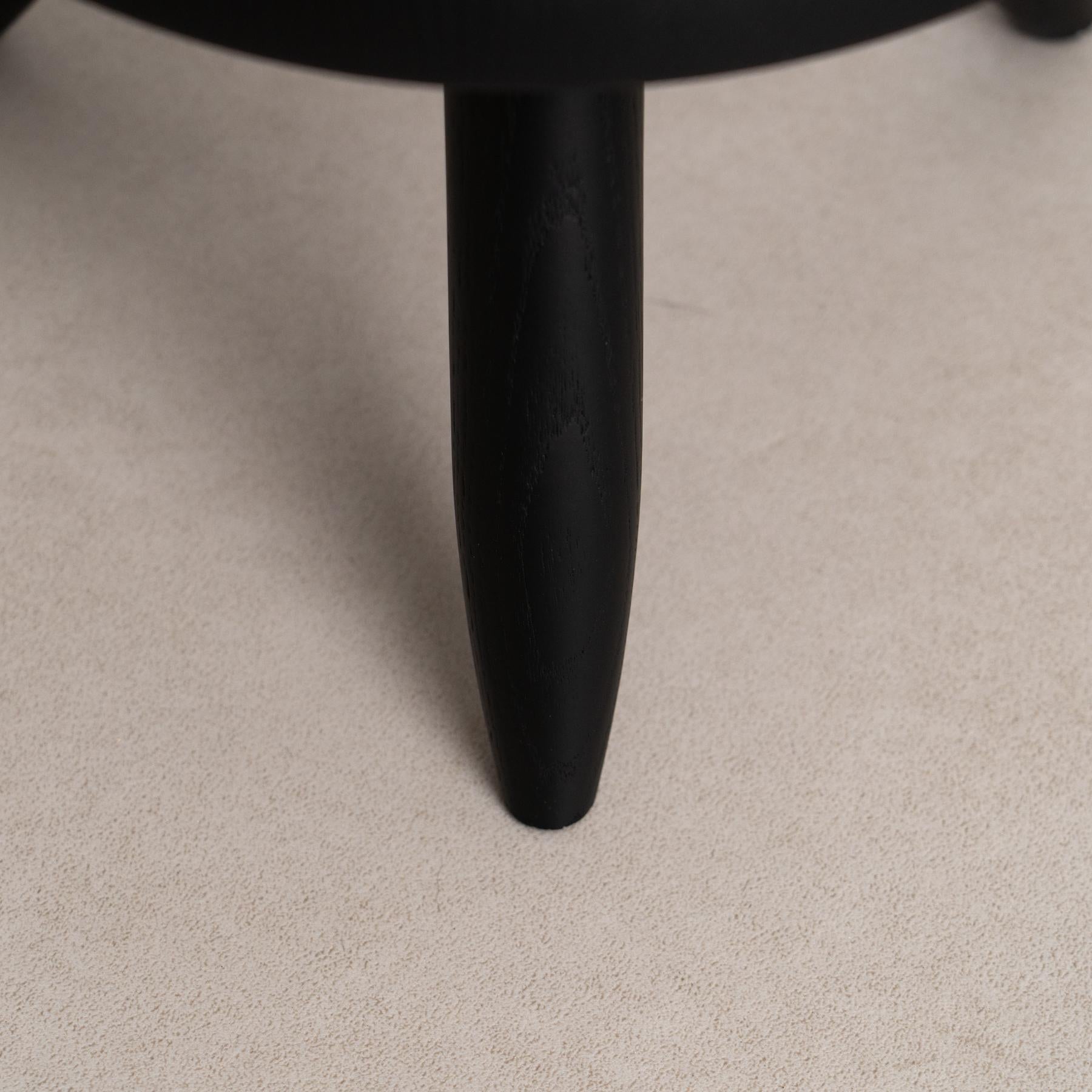 Charlotte Perriand Tabouret en bois noir de Berger pour Cassina en vente 3