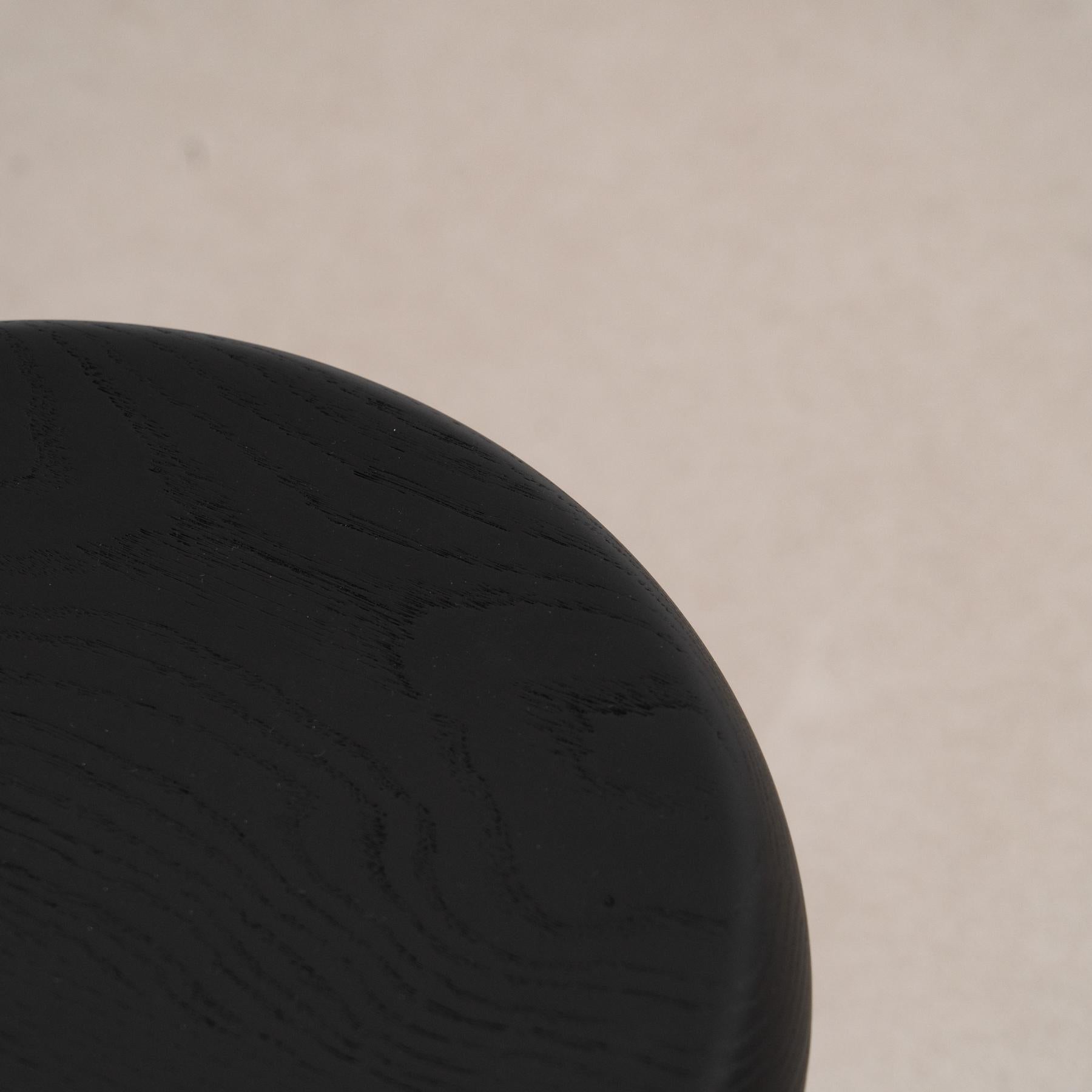 Charlotte Perriand Tabouret en bois noir de Berger pour Cassina en vente 1