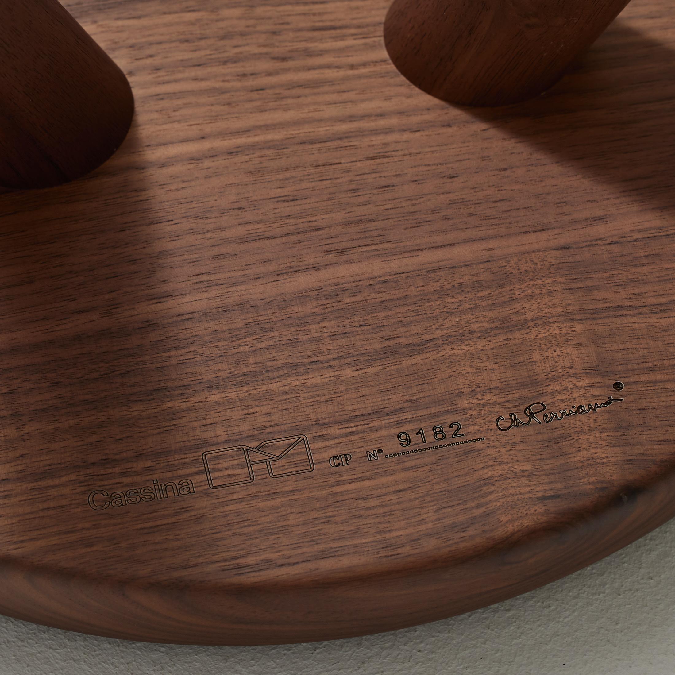 Charlotte Perriand Berger Hocker aus Nussbaumholz für Cassina im Angebot 8