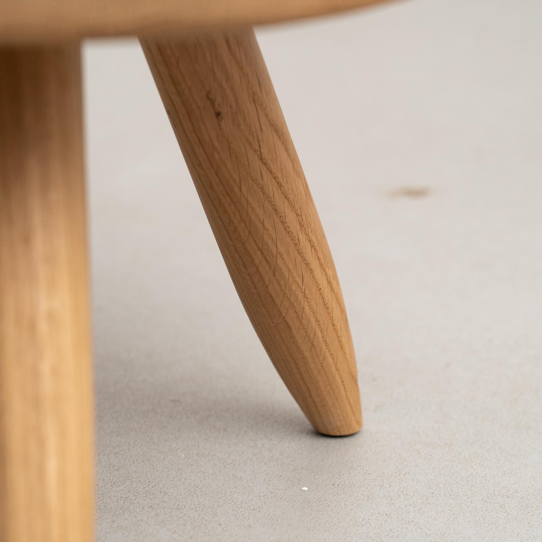 Charlotte Perriand Berger-Holzhocker für Cassina im Angebot 2