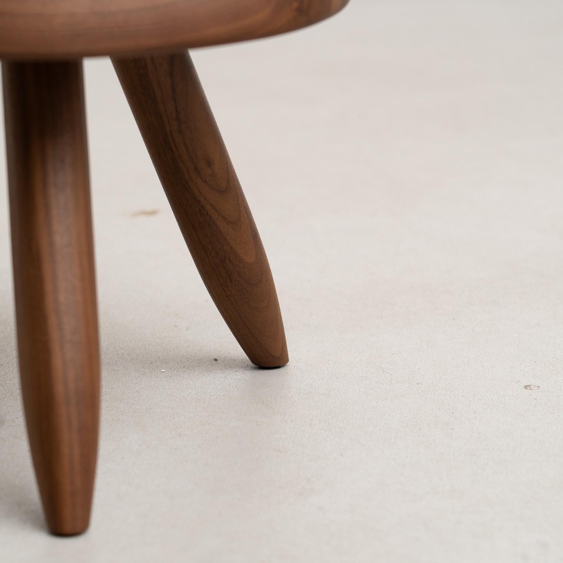 Charlotte Perriand Berger-Holzhocker für Cassina im Angebot 2