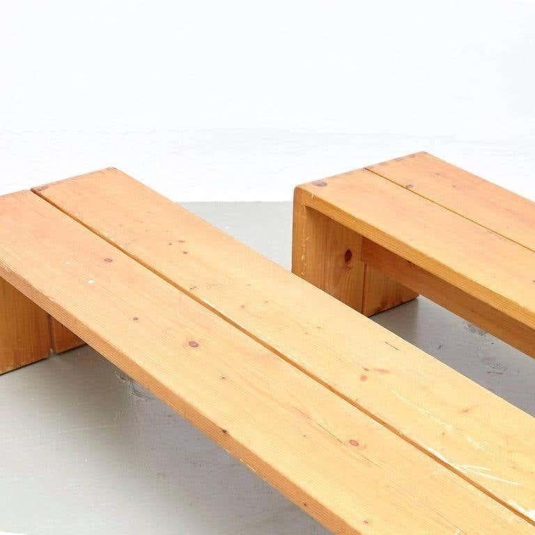 Charlotte Perriand Grande table et deux bancs pour Les Arcs en vente 3