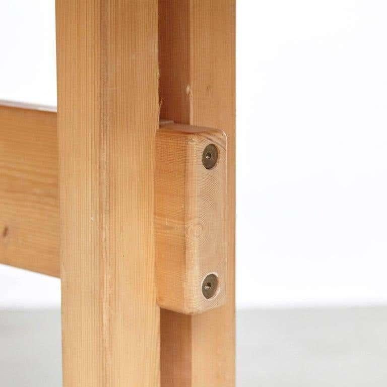 Charlotte Perriand Grande table et deux bancs pour Les Arcs en vente 10