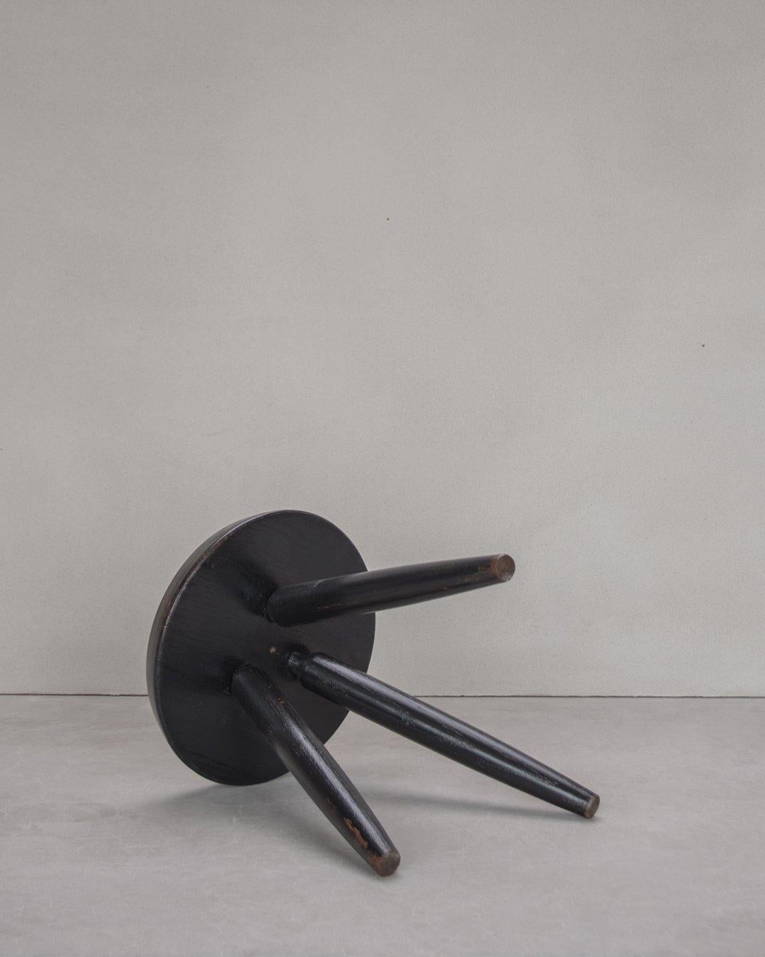 Charlotte Perriand - Tabouret Berger haut « Milk » ou « Shepherd » noir en vente 2
