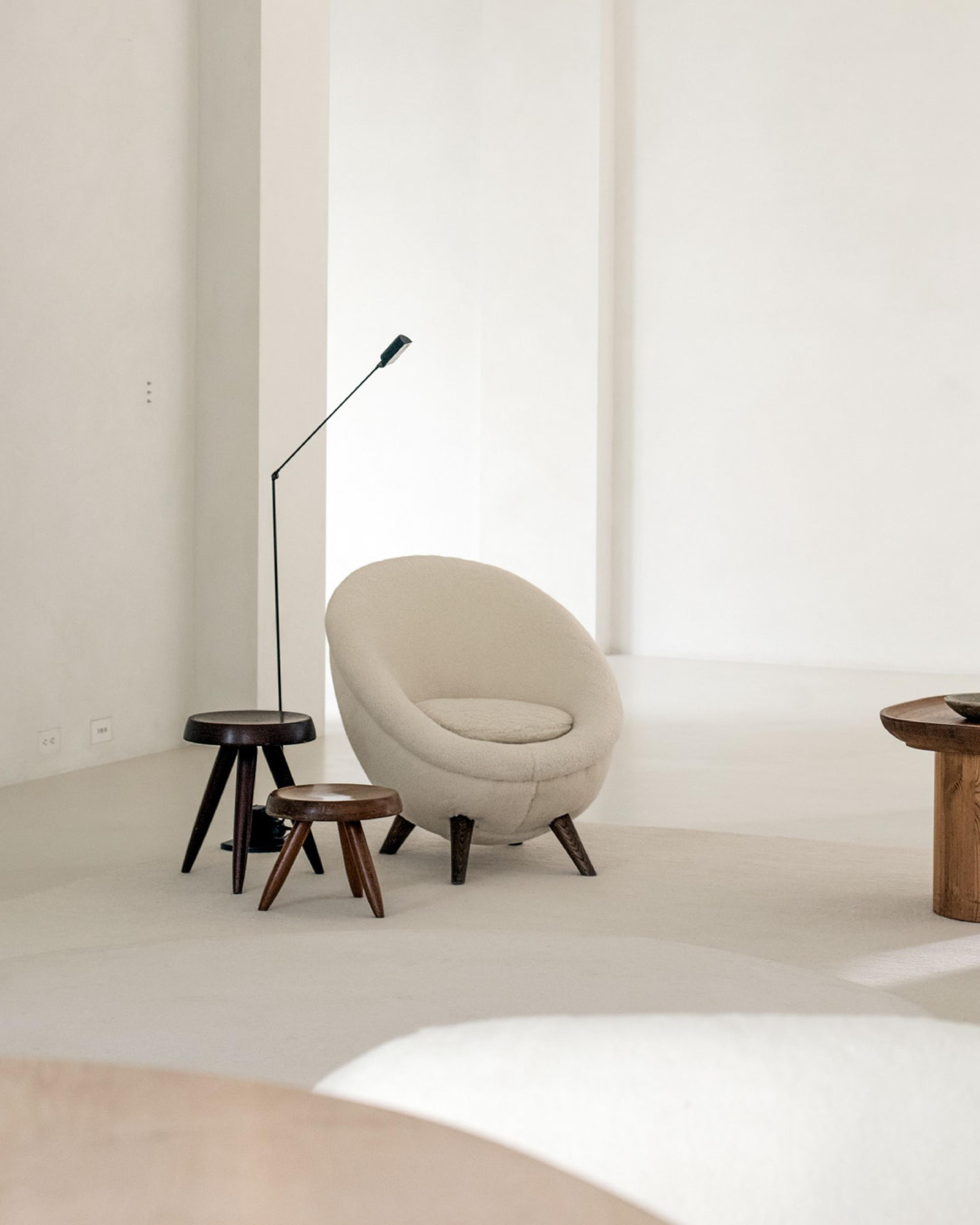 Charlotte Perriand - Tabouret Berger haut « Milk » ou « Shepherd » noir en vente 3