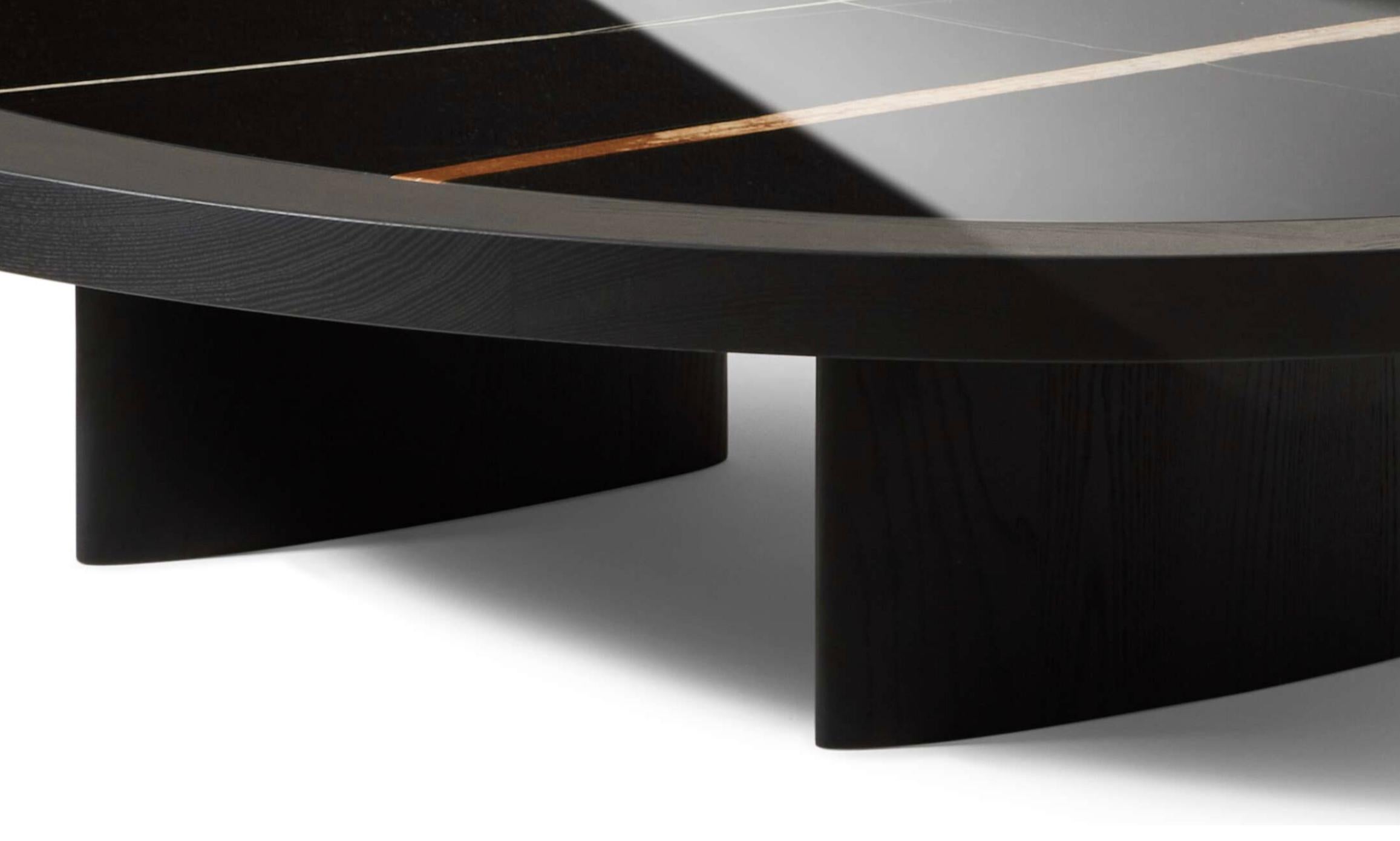 XXI secolo e contemporaneo Charlotte Perriand  Tavolino in frassino tinto nero Monta  Per Cassina in vendita