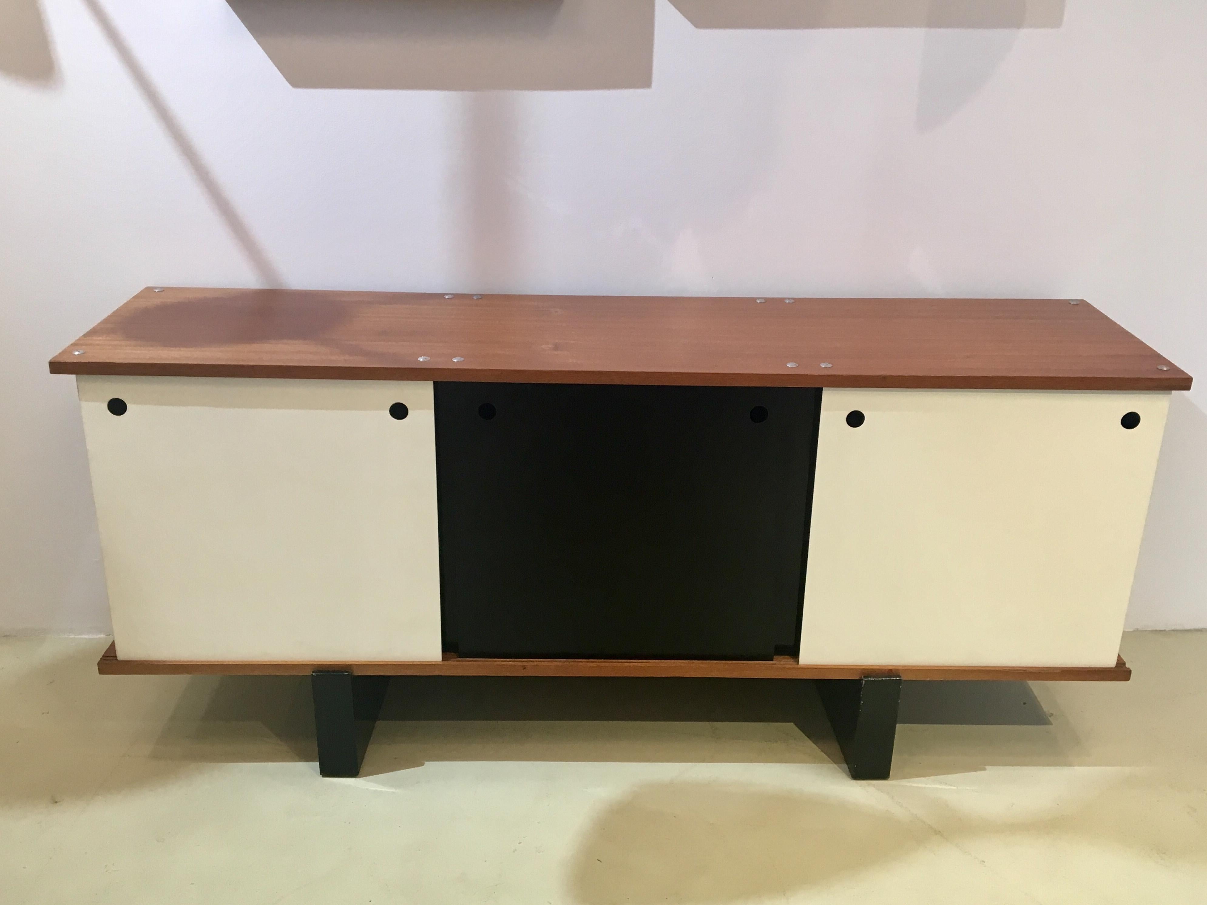 Français Cabinet 
