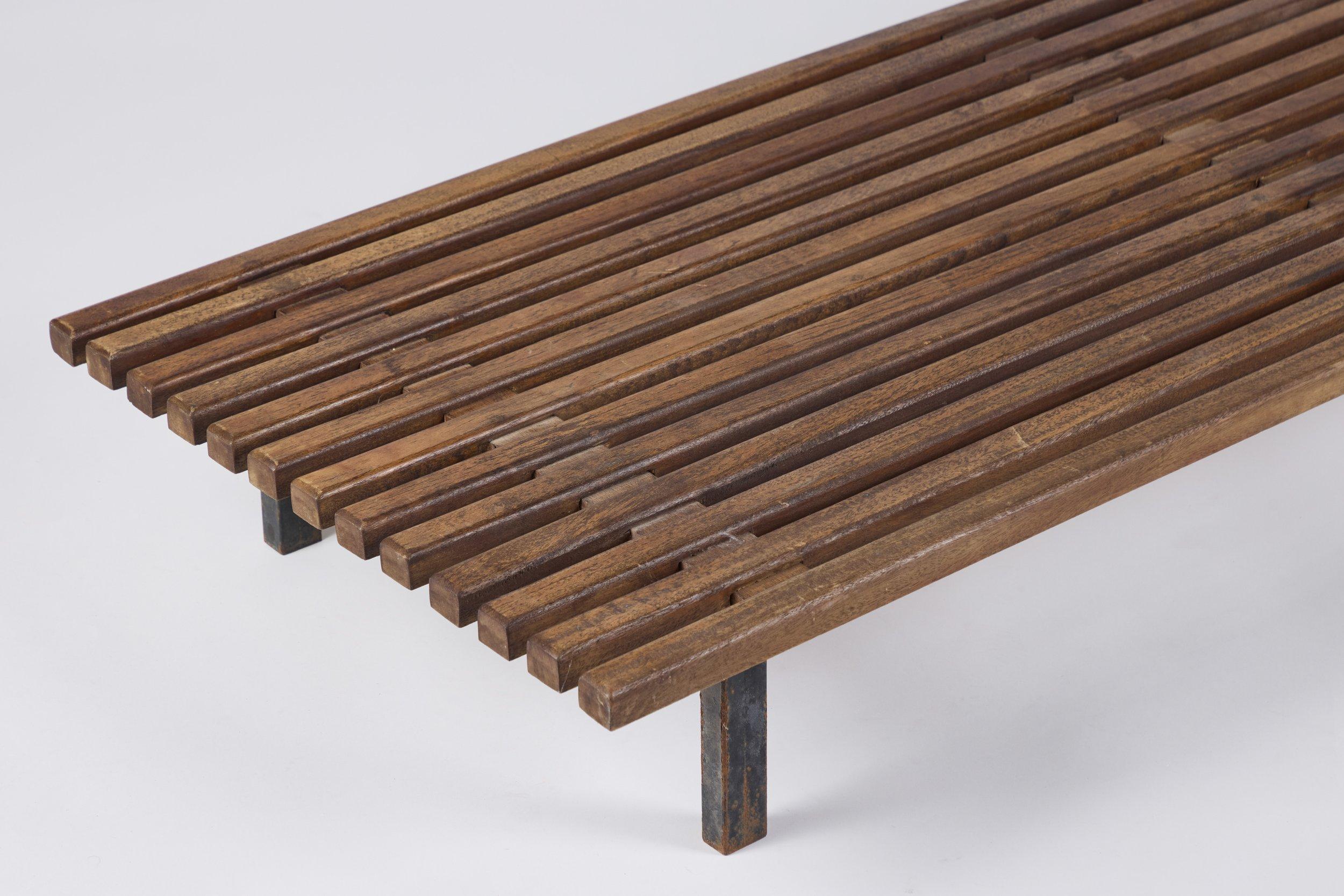 Charlotte Perriand Banc Cansado en vente 4