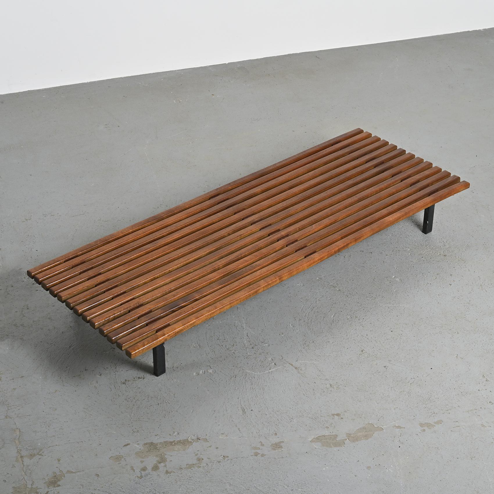 Banc Charlotte Perriand Cansado, Steph Simon, vers 1962 en vente 8