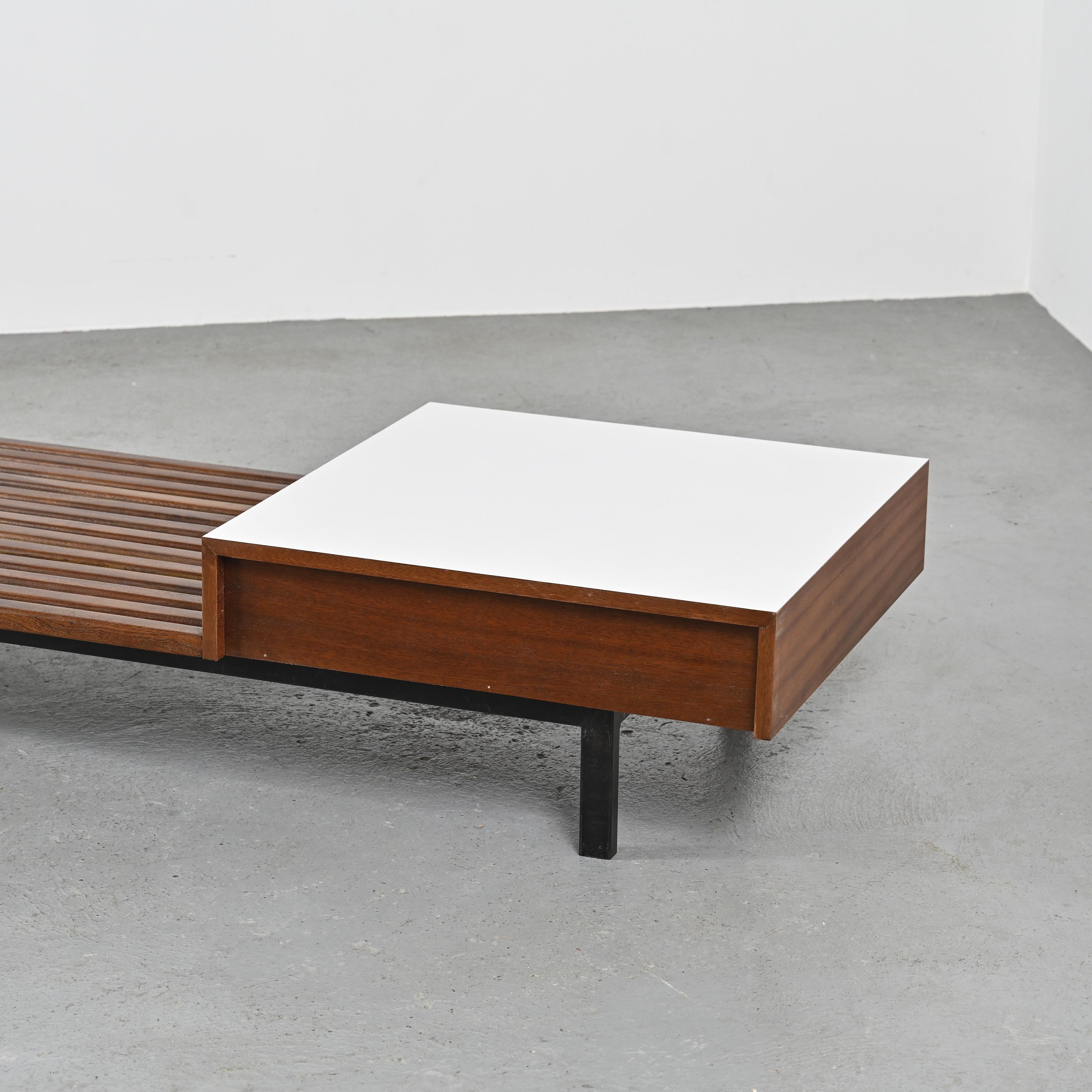 Charlotte Perriand Banc Cansado avec tiroir Steph Simon 5