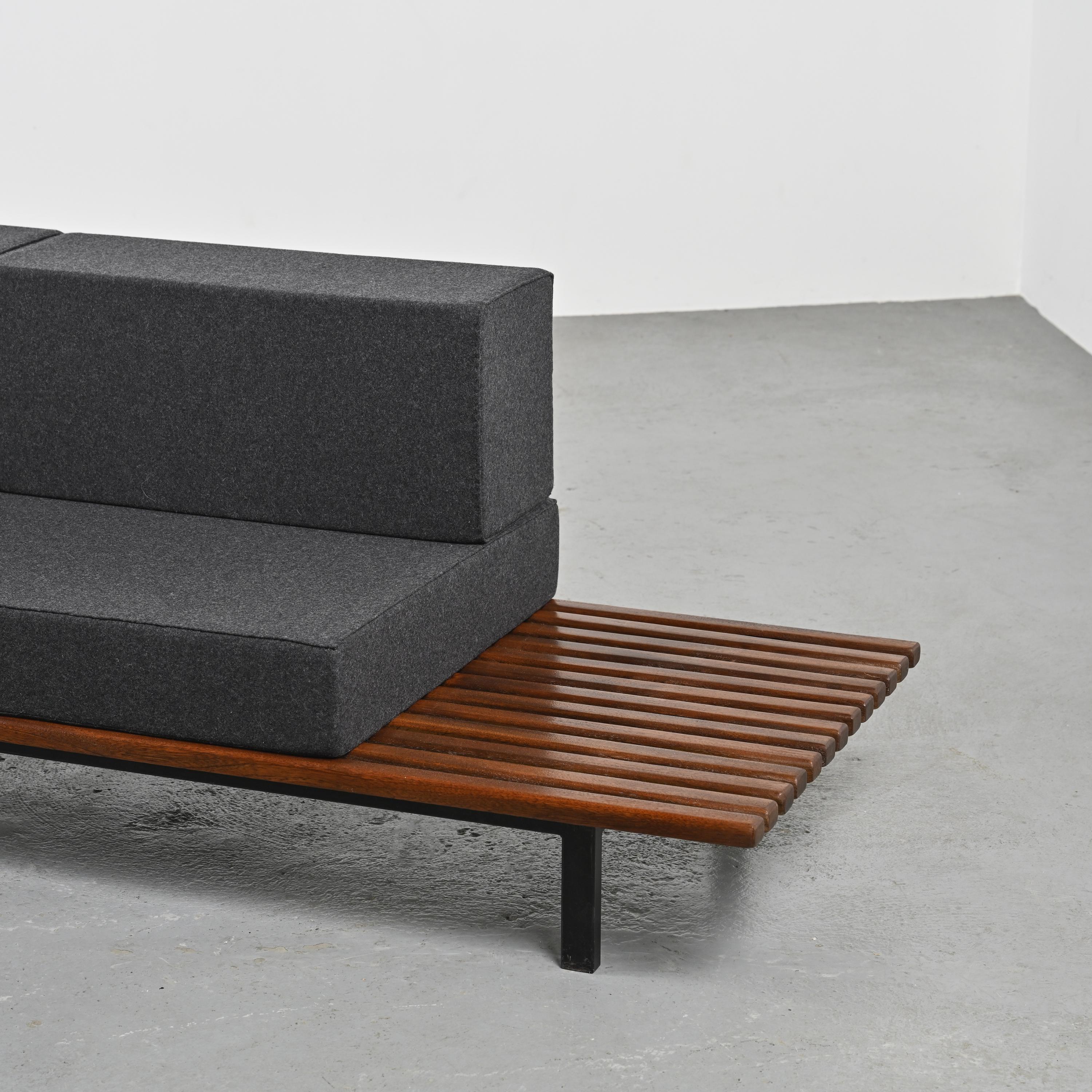 Charlotte Perriand Banc Cansado avec tiroir Steph Simon Bon état à VILLEURBANNE, FR