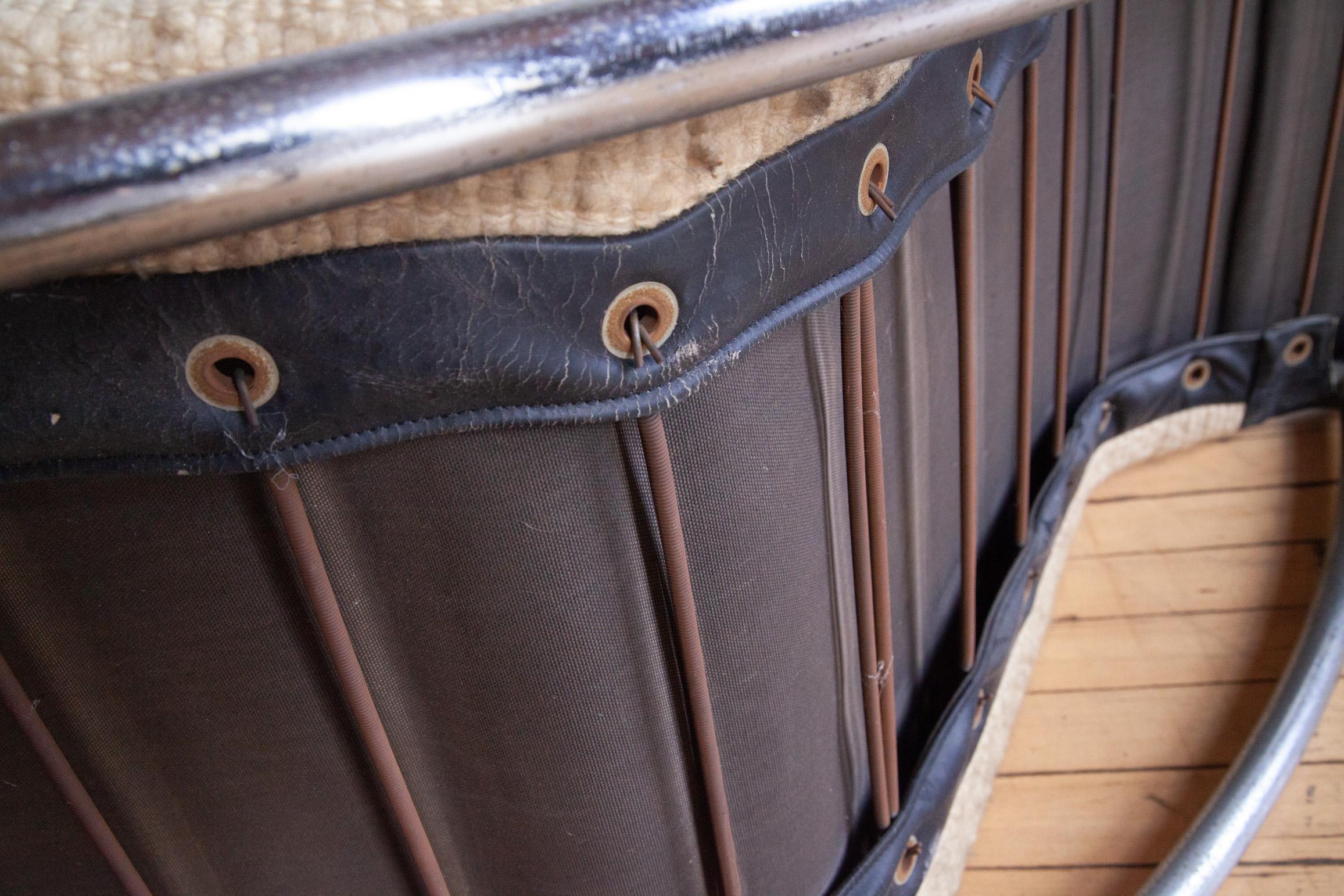 Chaise Le Corbusier producida por Wohnbedarf 6