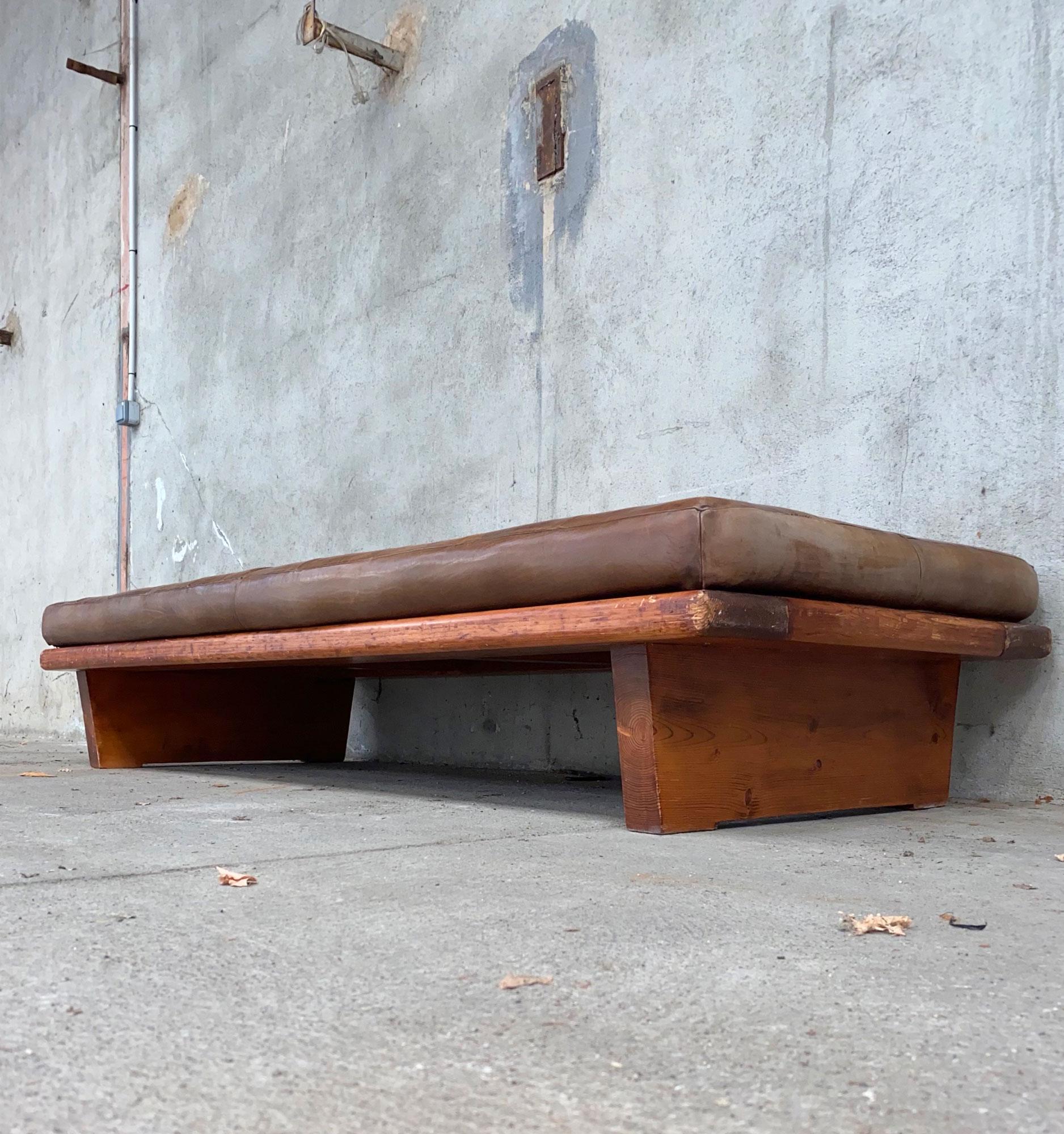 Mid-20th Century Charlotte Perriand Christian Durupt Meribel Daybed