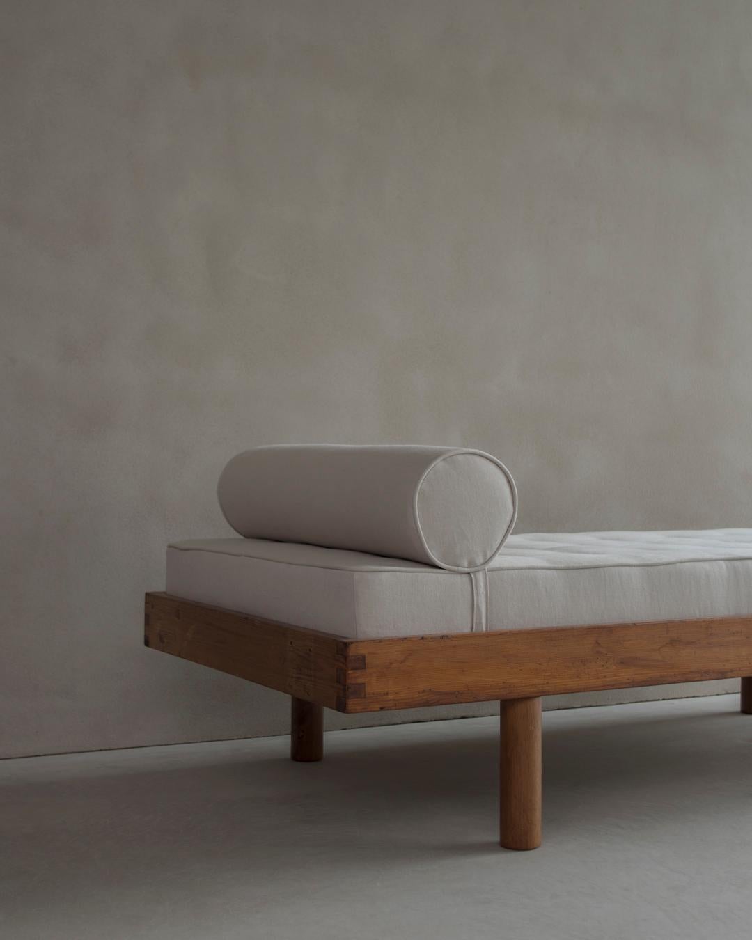 Mid-Century Modern Charlotte Perriand, Daybed for Les Arc, Pine, 1970s