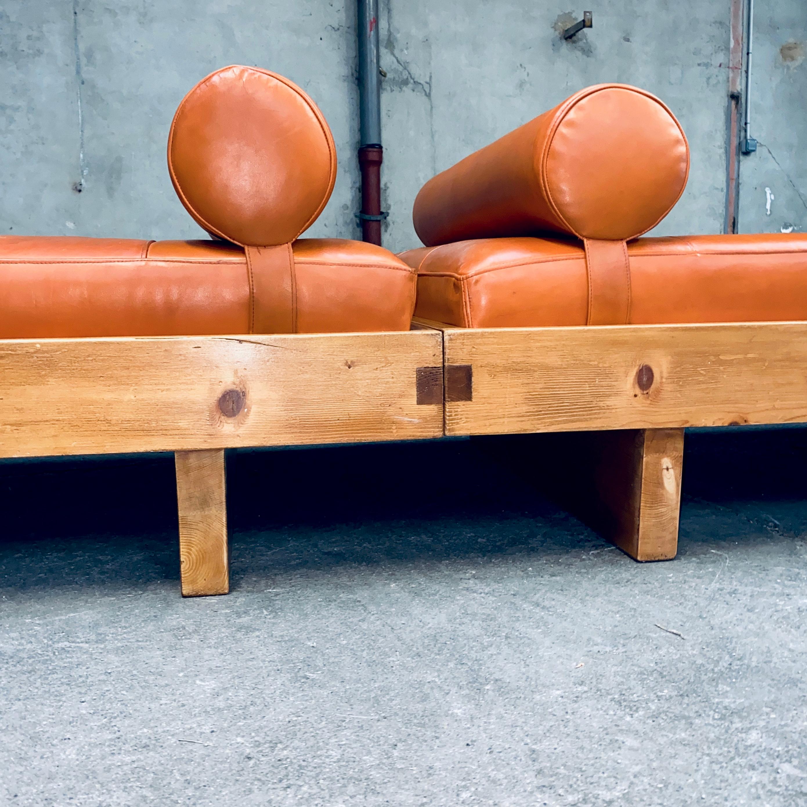 Charlotte Perriand Daybed in Ash from Méribel Les Allues In Good Condition In Grenoble, FR