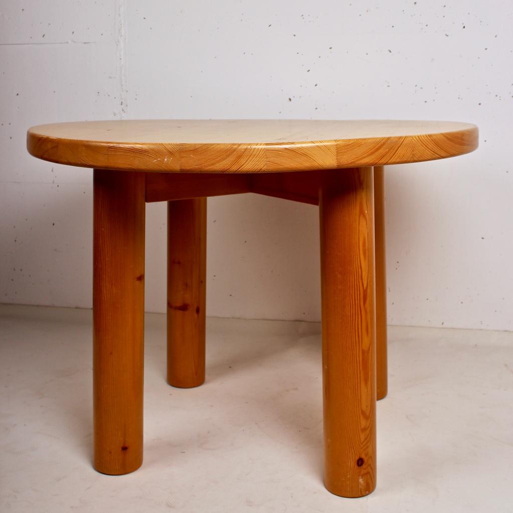 Charlotte Perriand Doron type table for the Résidence Les Allues in Méribel 1971 For Sale 6