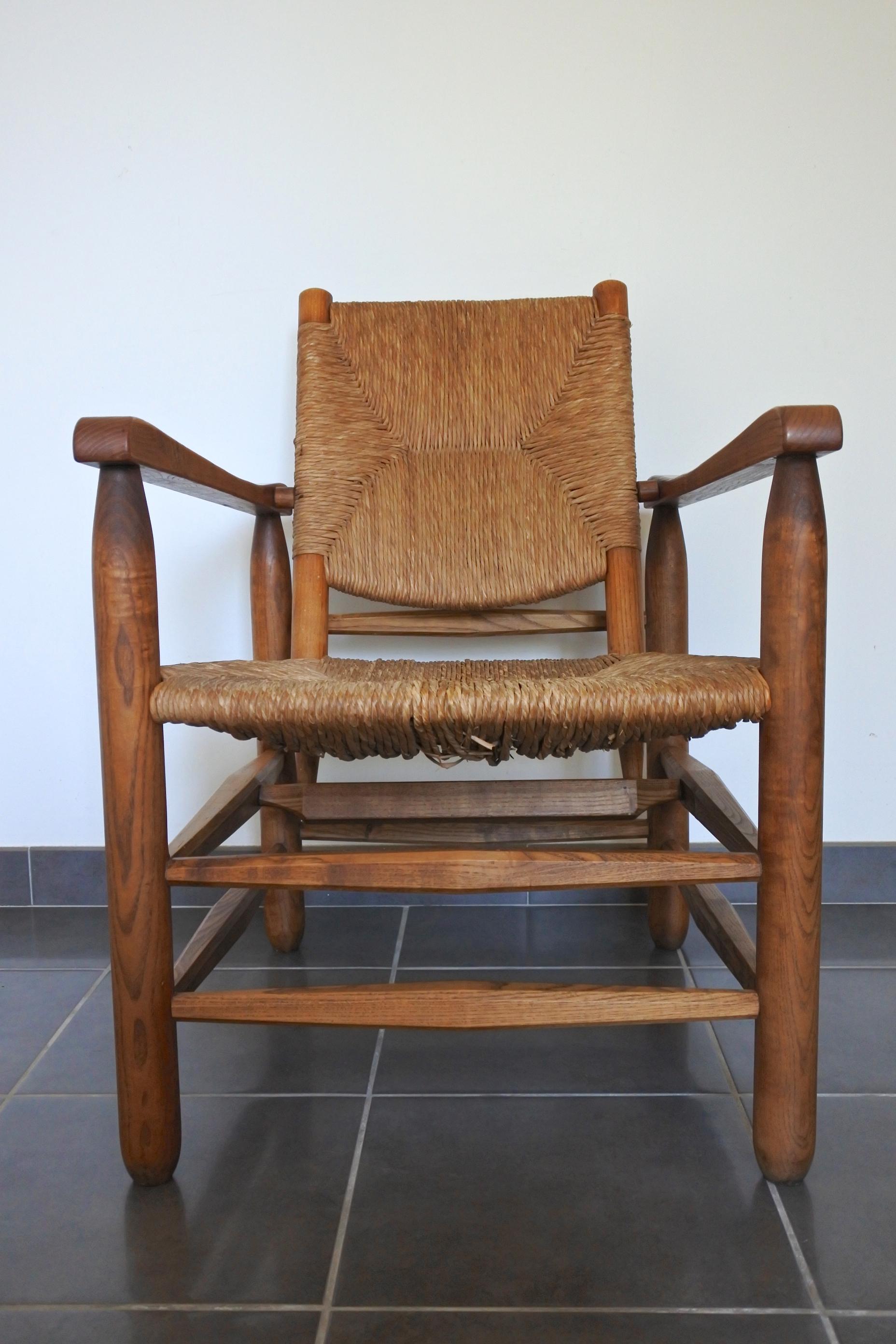 Charlotte Perriand Early Rush Armchair N°21, Solid Wood and Straw, France 3